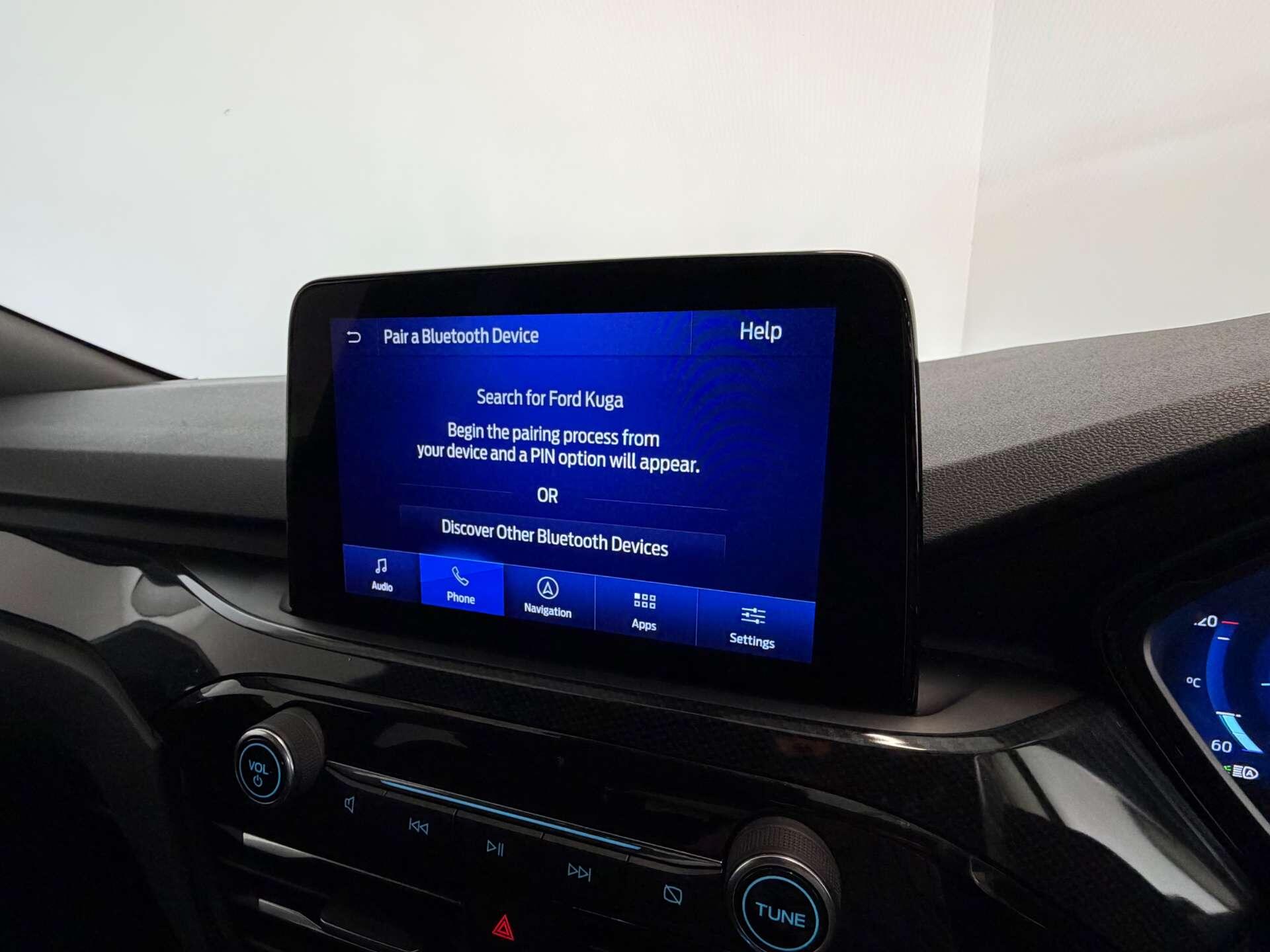 Ford Kuga view 45
