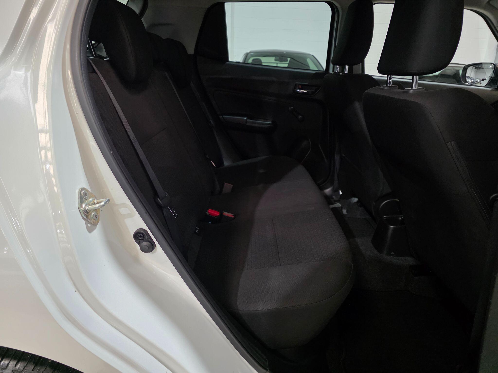 Suzuki Swift view 19
