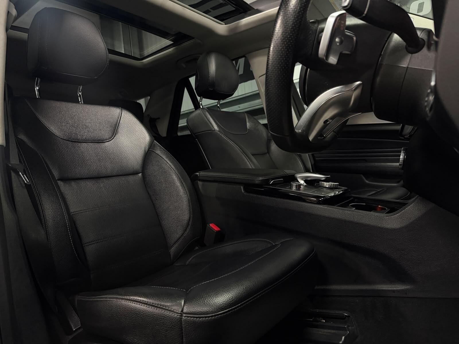 Mercedes-Benz Gle view 11