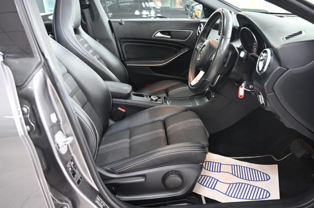 Mercedes-Benz Cla view 17