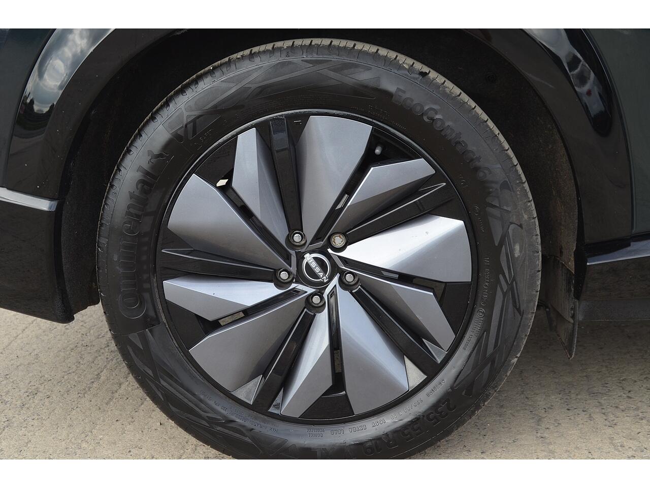 Nissan Ariya view 39