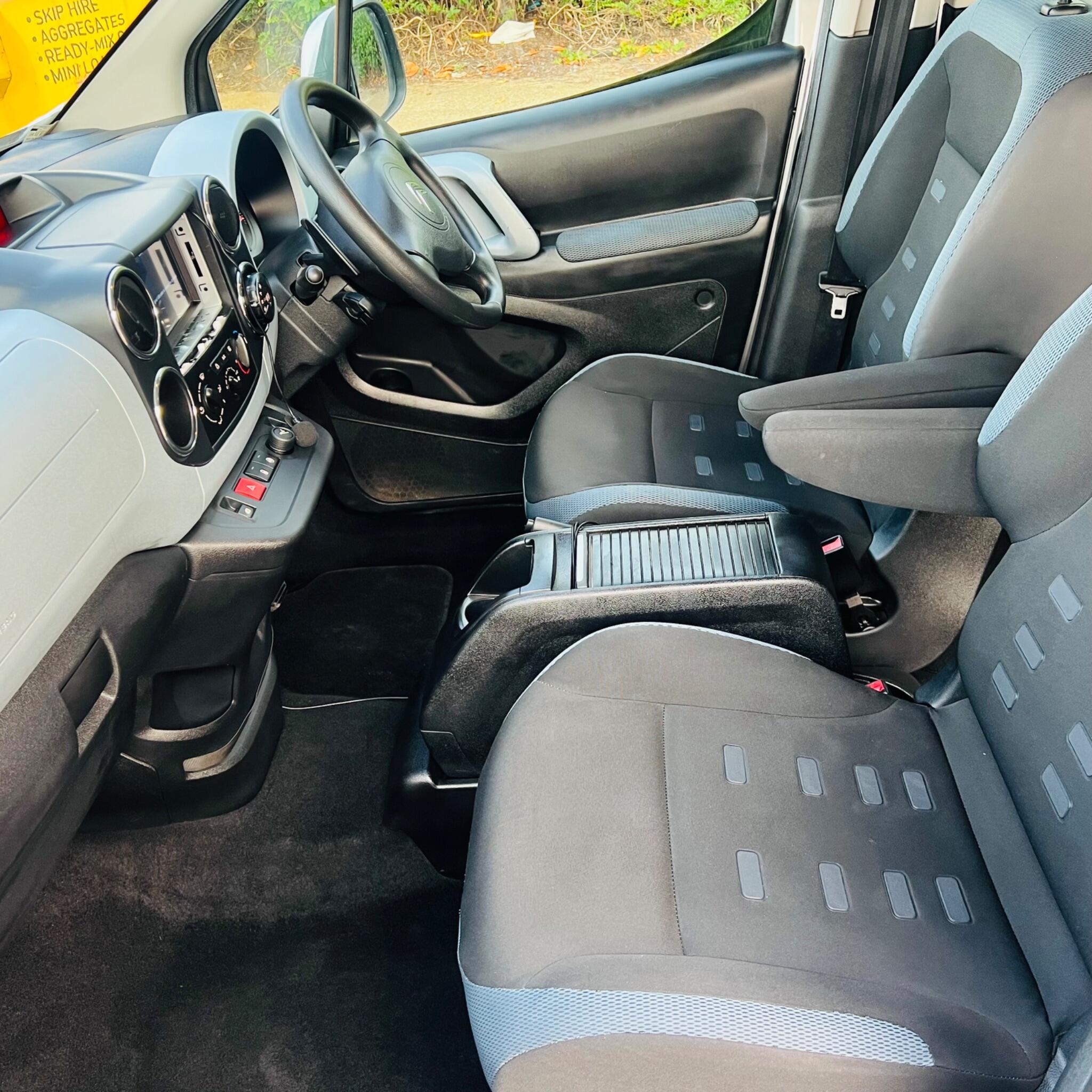 Citroen Berlingo view 9
