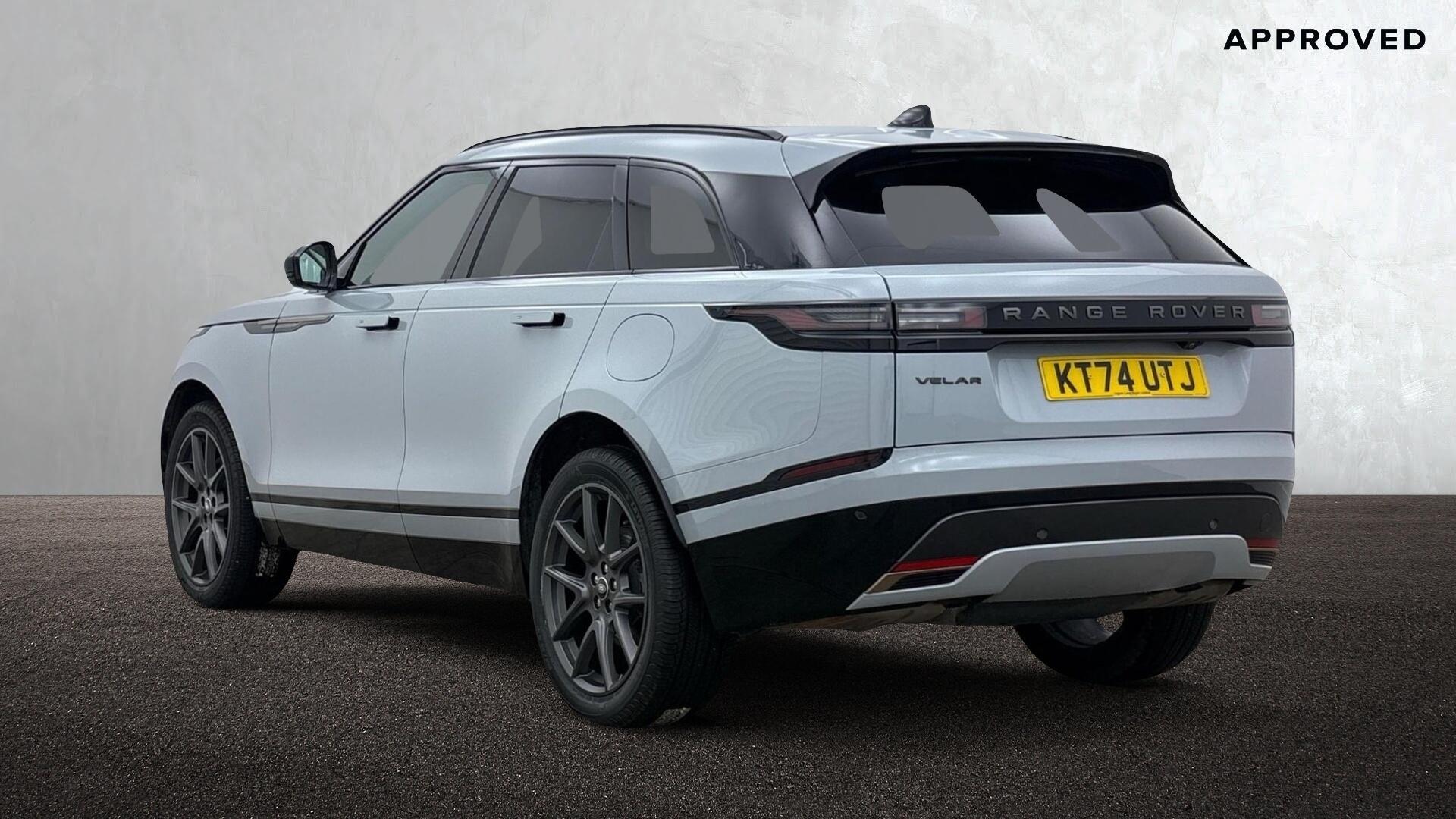 Land Rover Range Rover Velar view 2