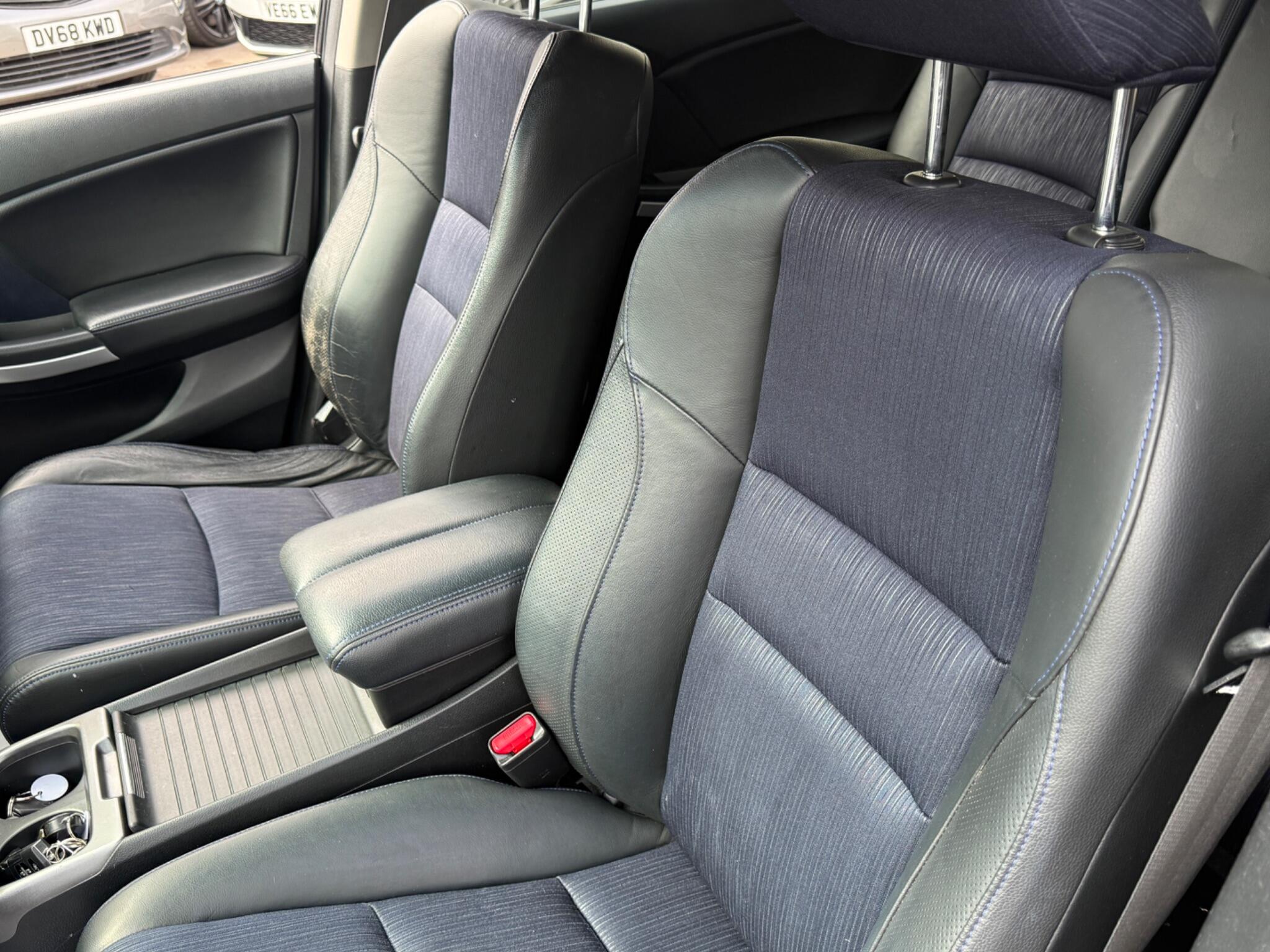 Honda Odyssey - Image 56