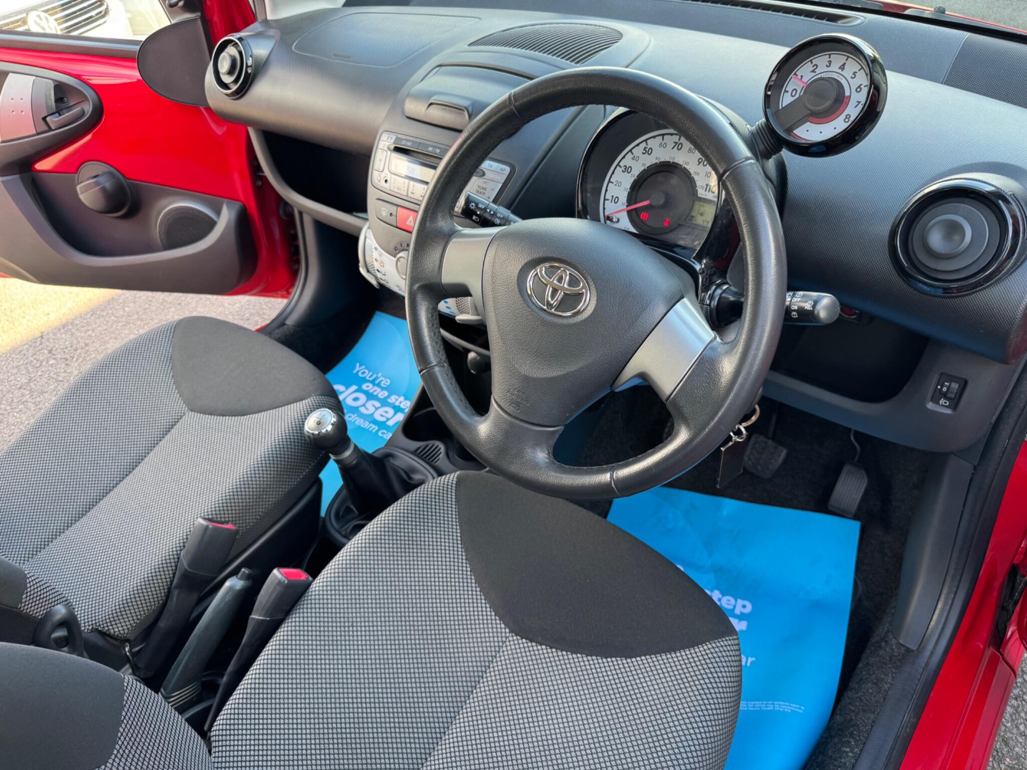 Toyota Aygo view 38
