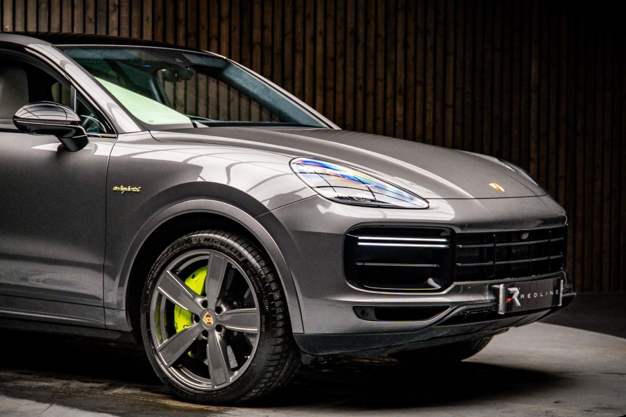 Porsche Cayenne view 10