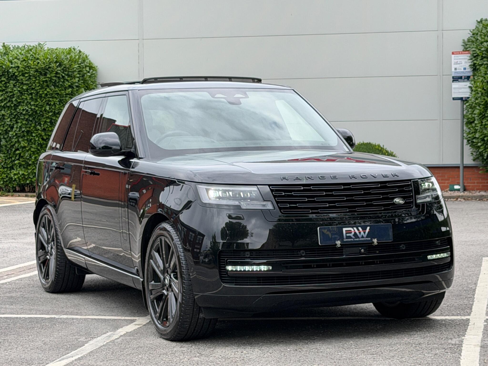 Land Rover Range Rover view 5