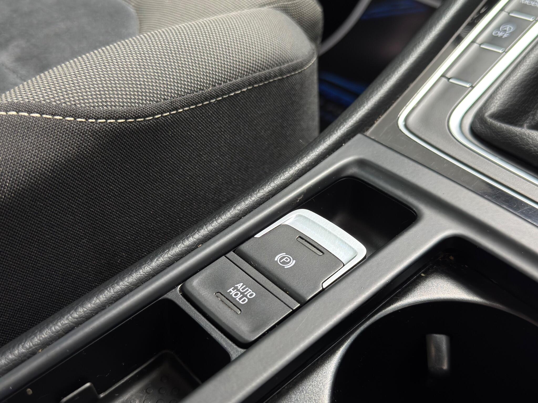 Volkswagen Golf view 32