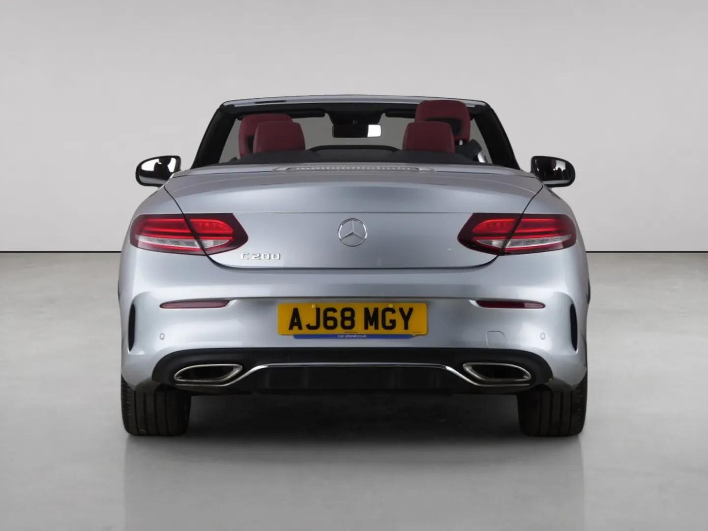Mercedes-Benz C-Class view 8