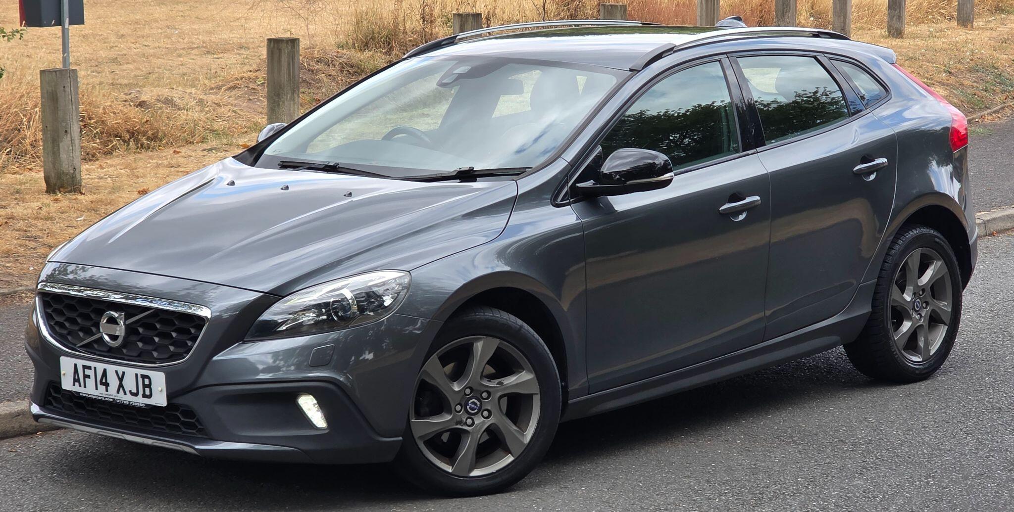Volvo V40 Cross Country view 20