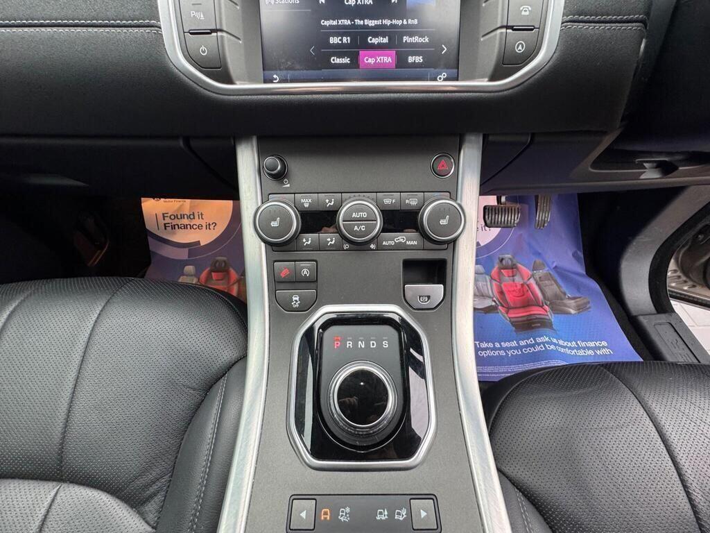 Land Rover Range Rover Evoque view 24