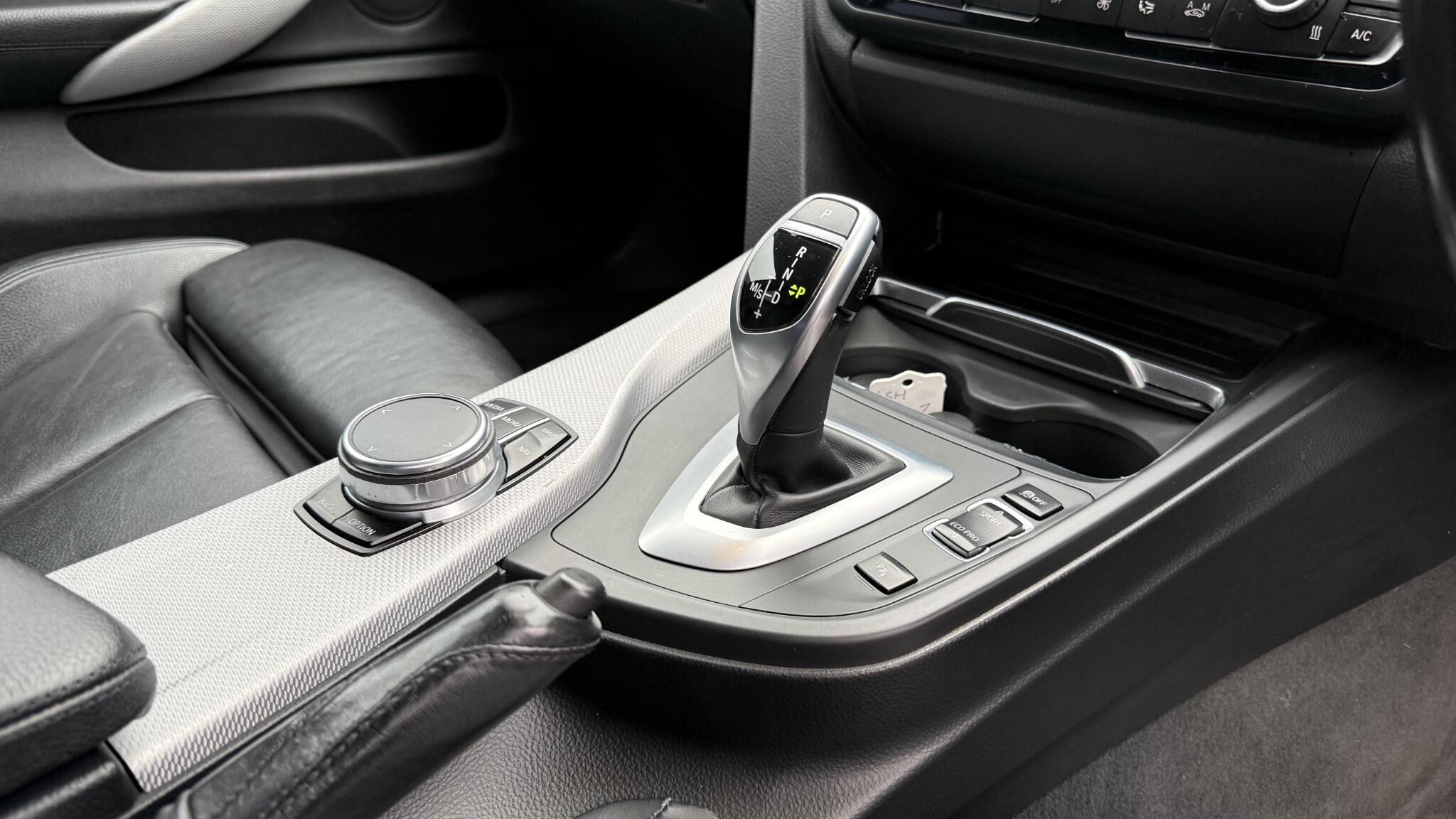 BMW 4 Series view 24
