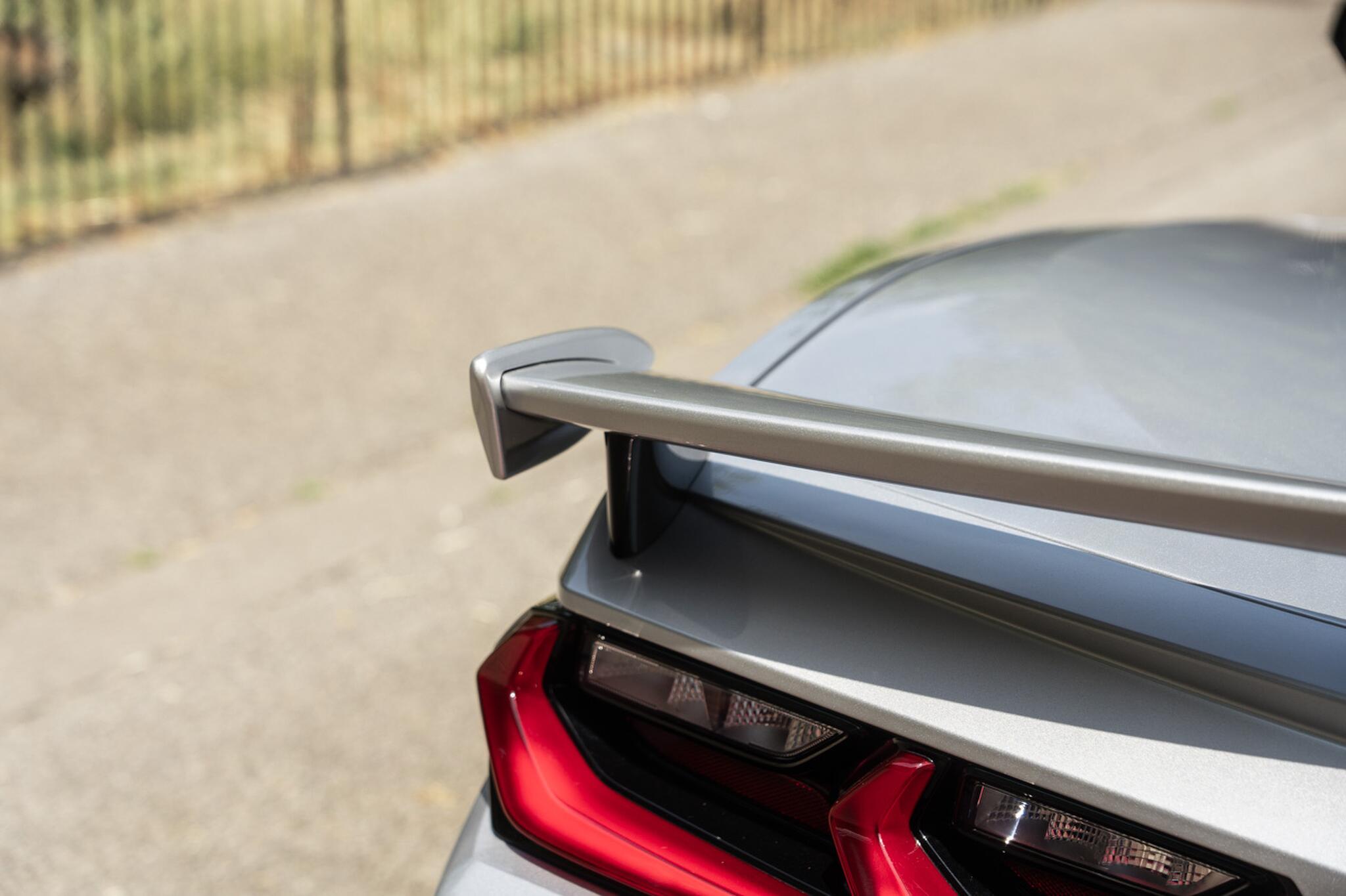 Chevrolet Corvette Stingray view 21