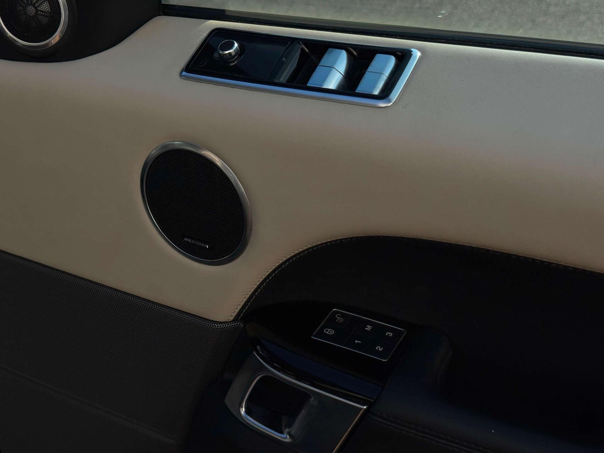 Land Rover Range Rover Sport view 22