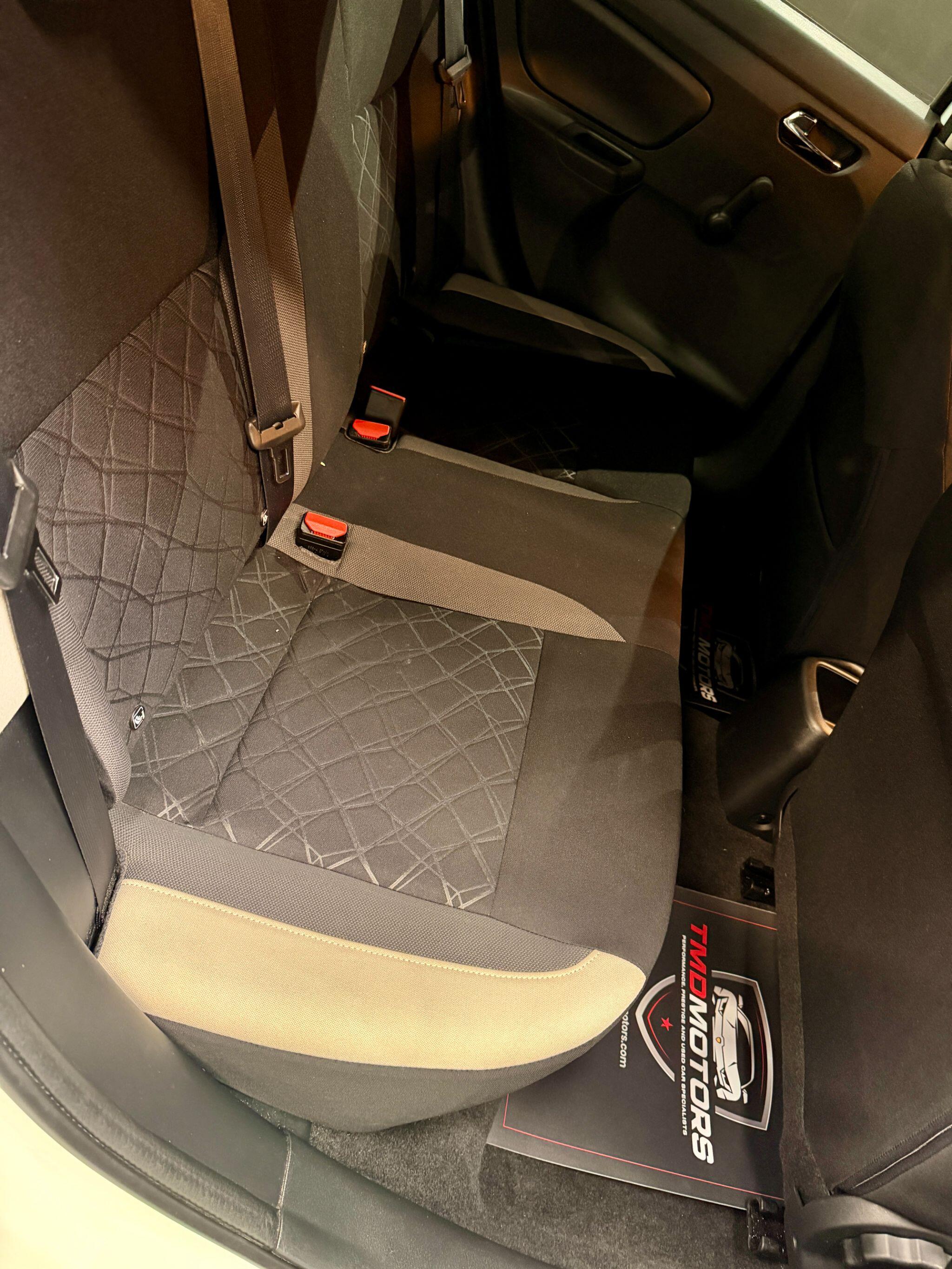 Nissan Micra view 15