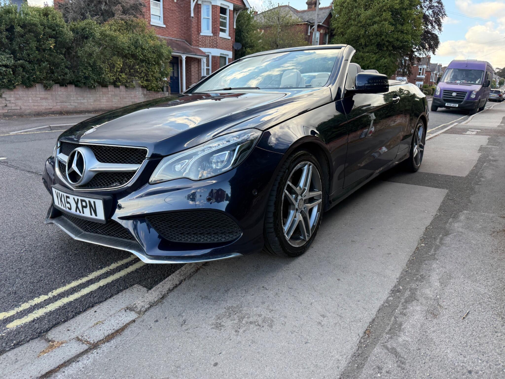 Mercedes-Benz E Class view 31