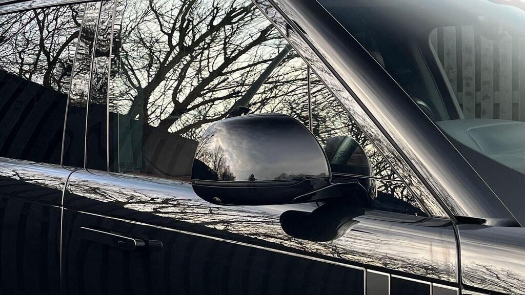 Land Rover Range Rover view 36