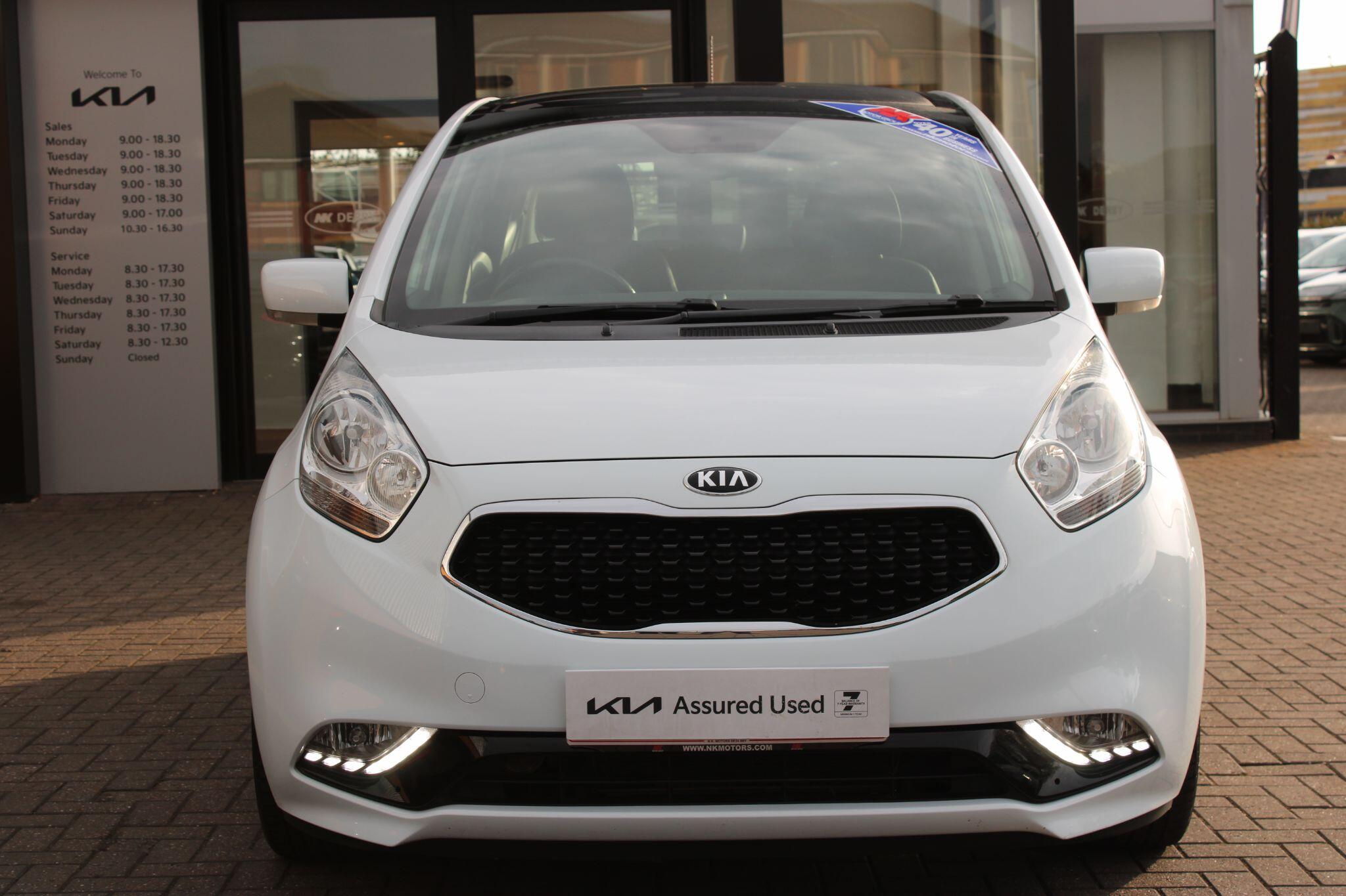 Kia Venga view 2