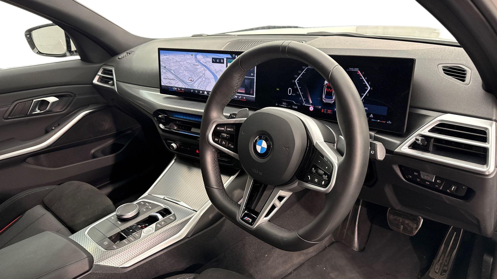 BMW 3 Series view 6