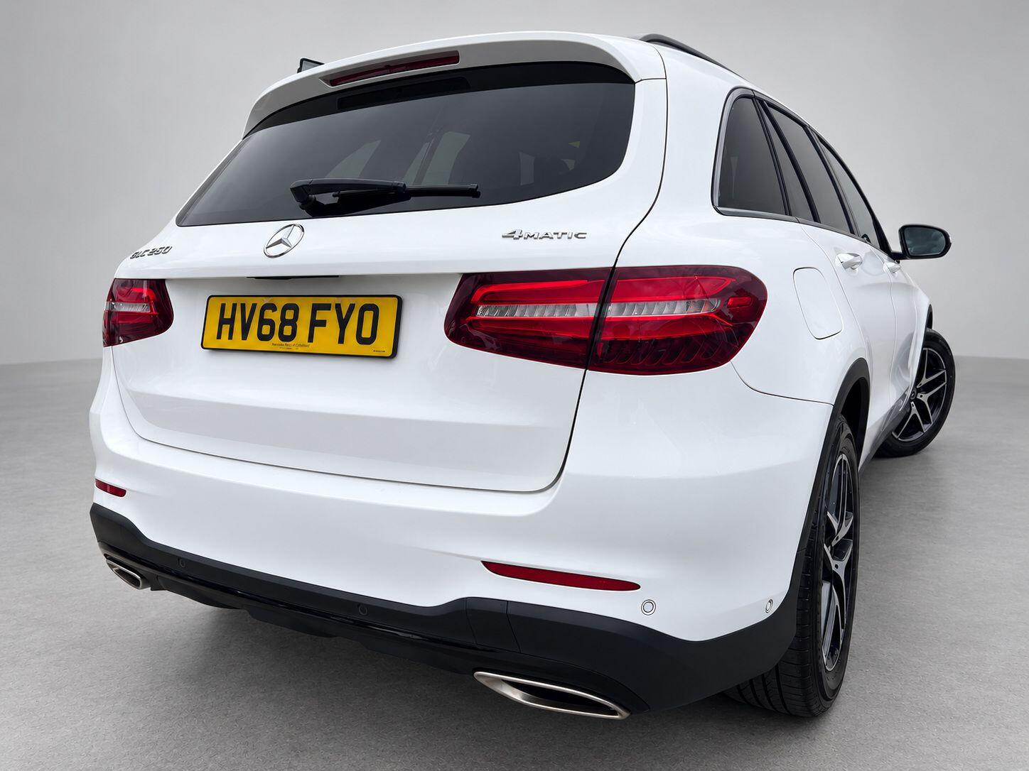 Mercedes-Benz GLC view 10