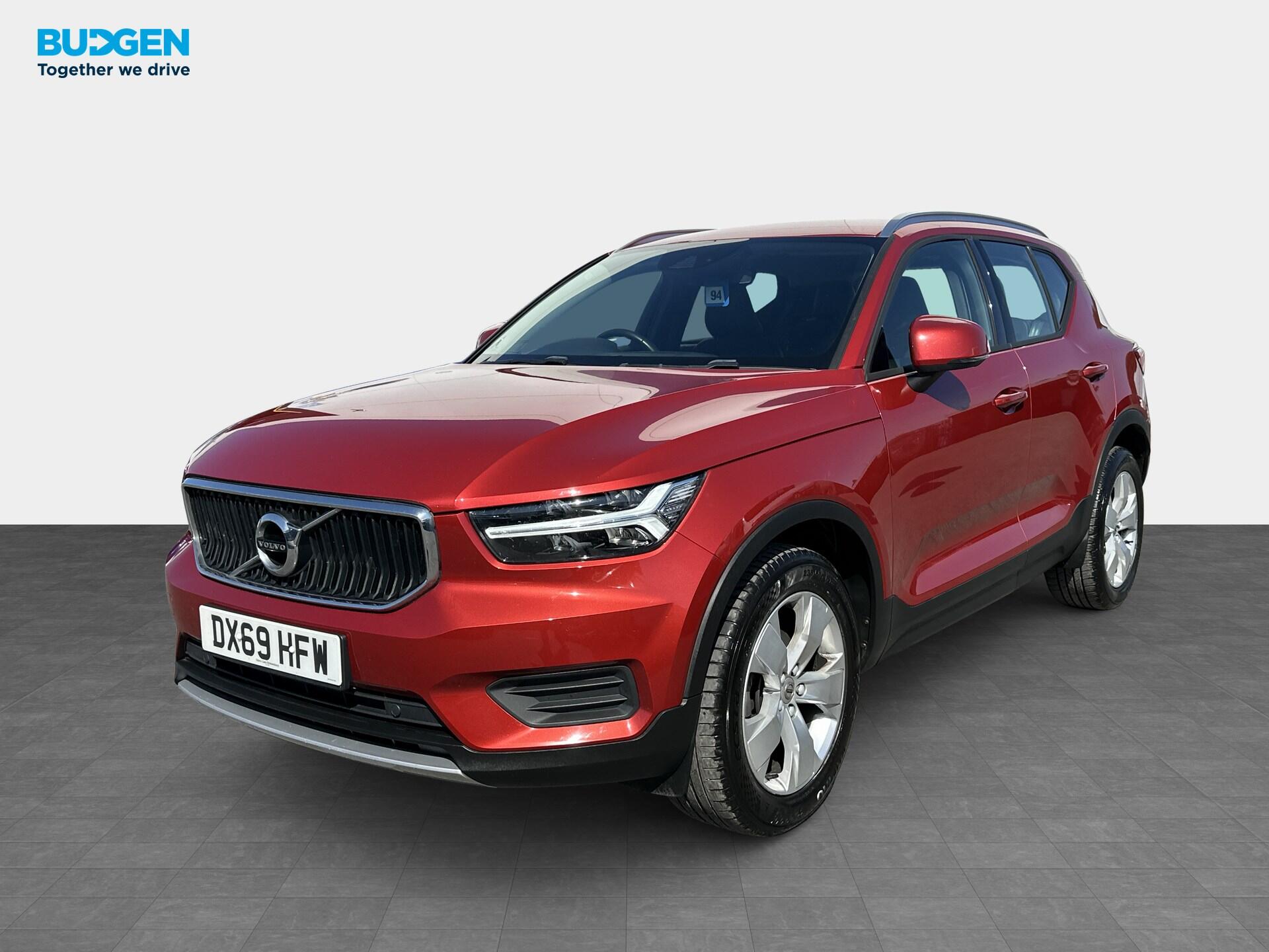 2019 VOLVO XC40