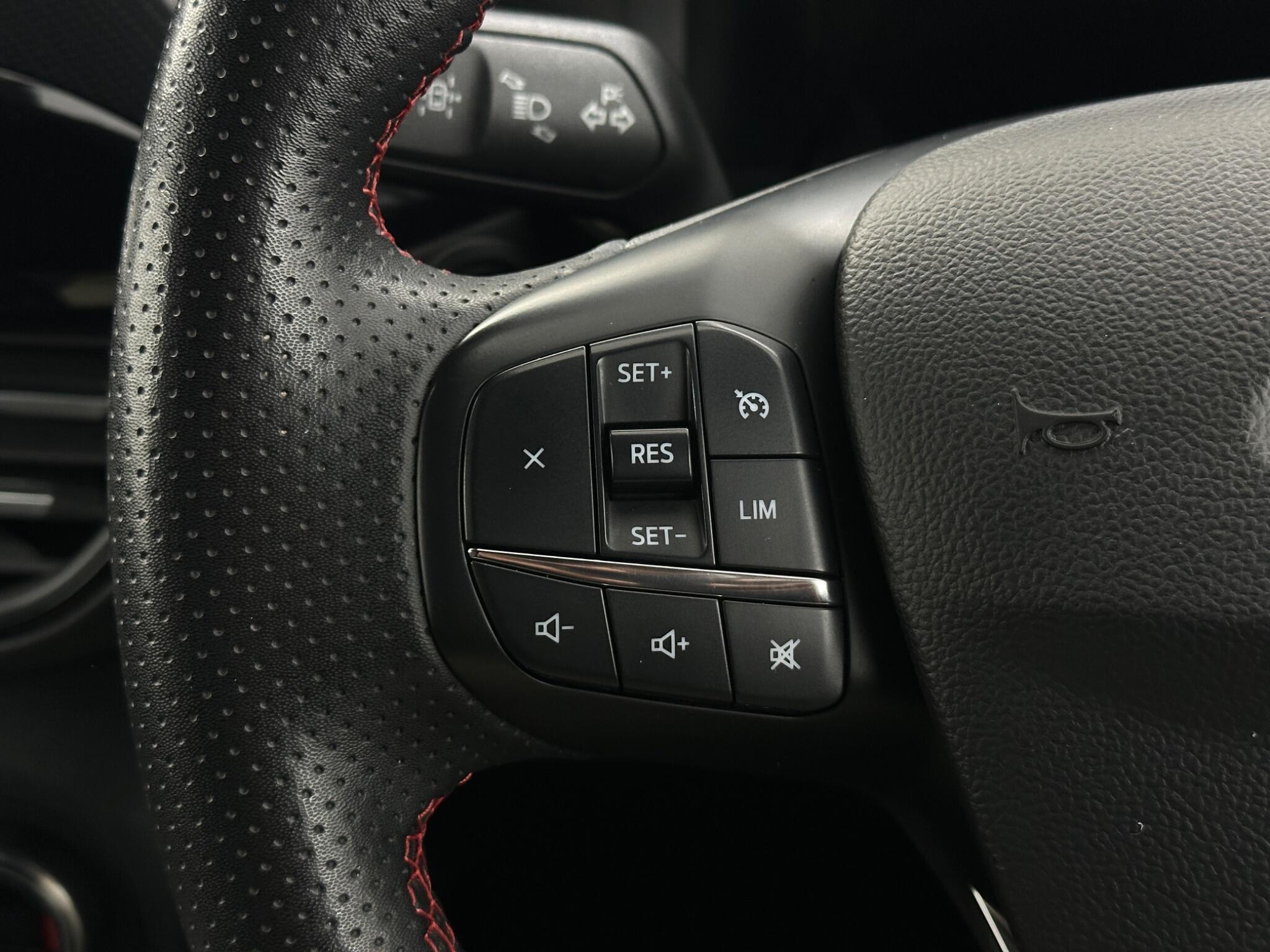 Ford Kuga view 15