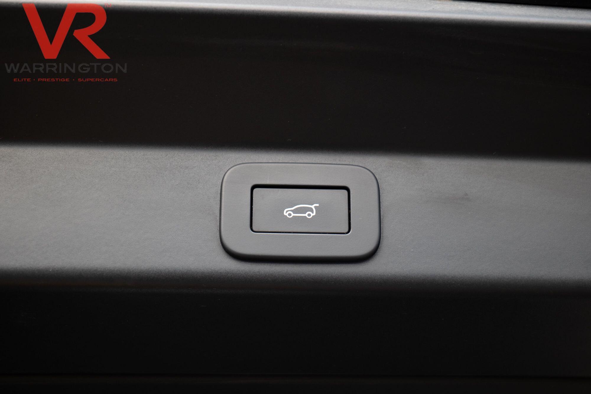 Land Rover Range Rover Sport view 16