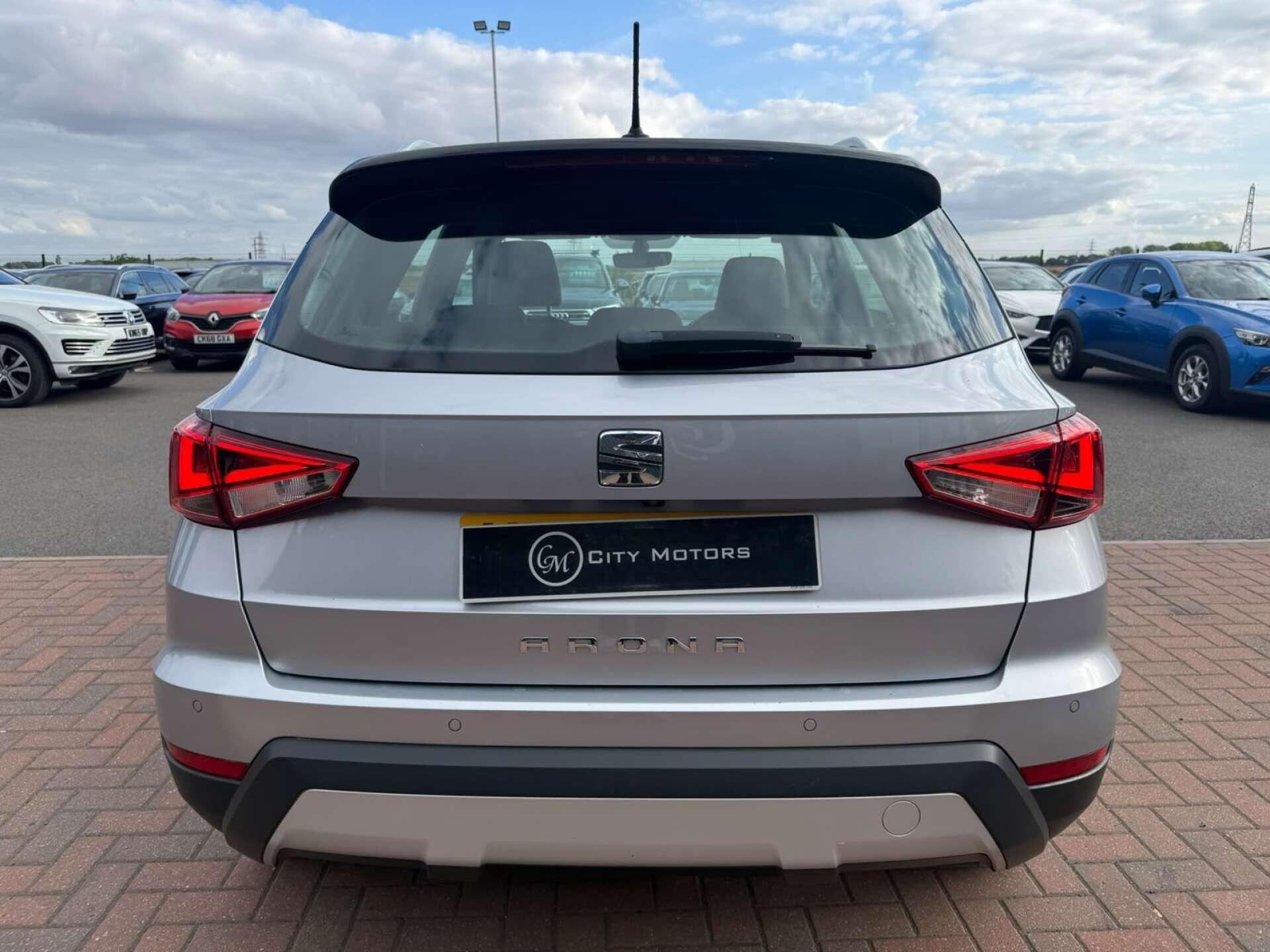Seat Arona view 8