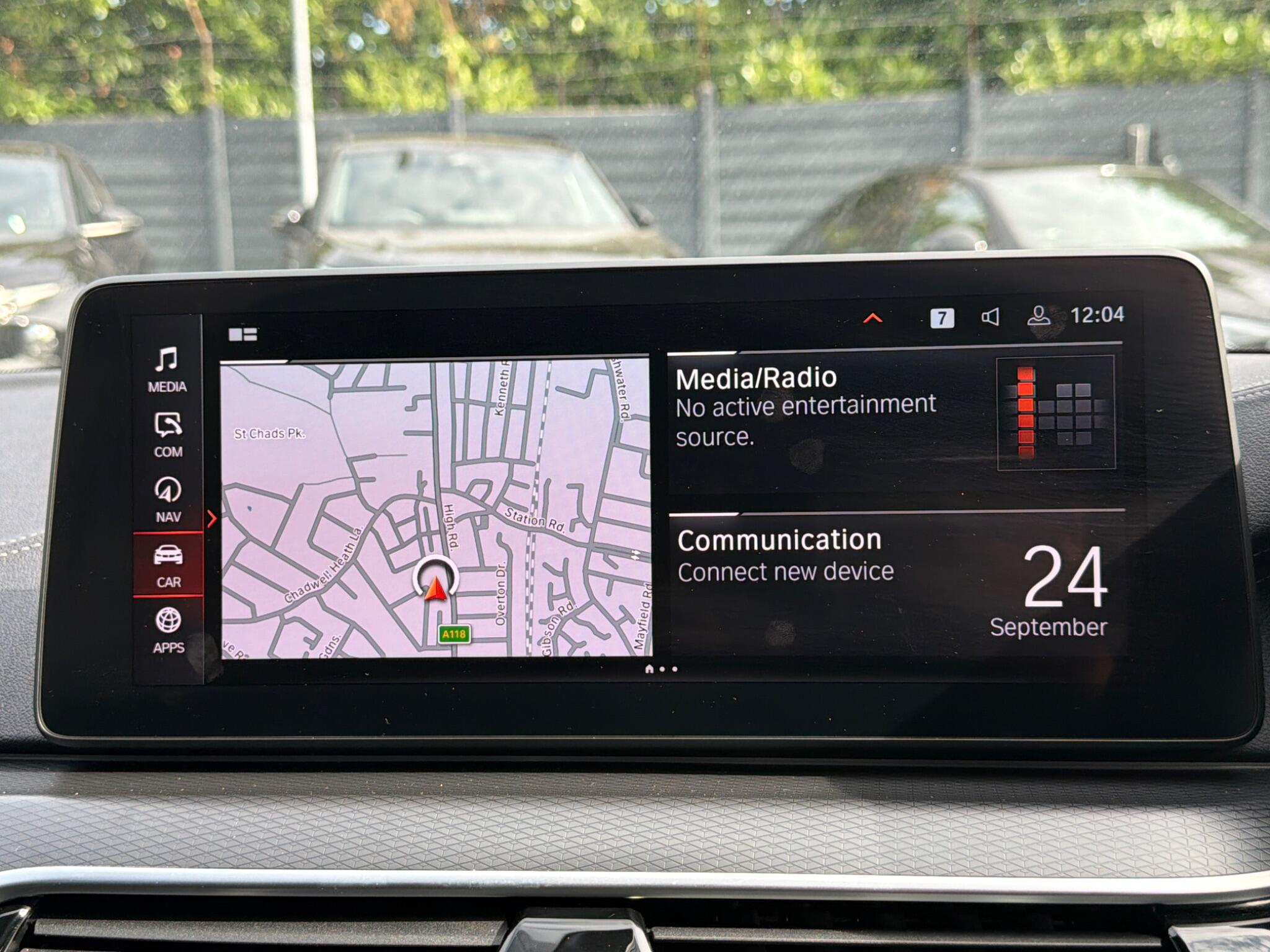 BMW 5 Series view 30