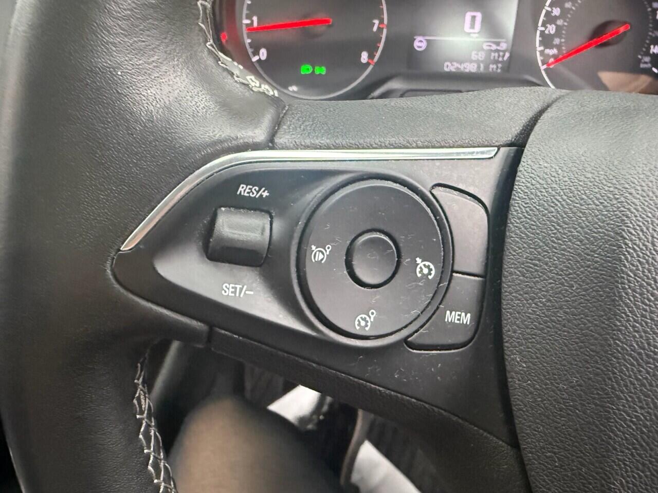 Vauxhall Crossland X view 13