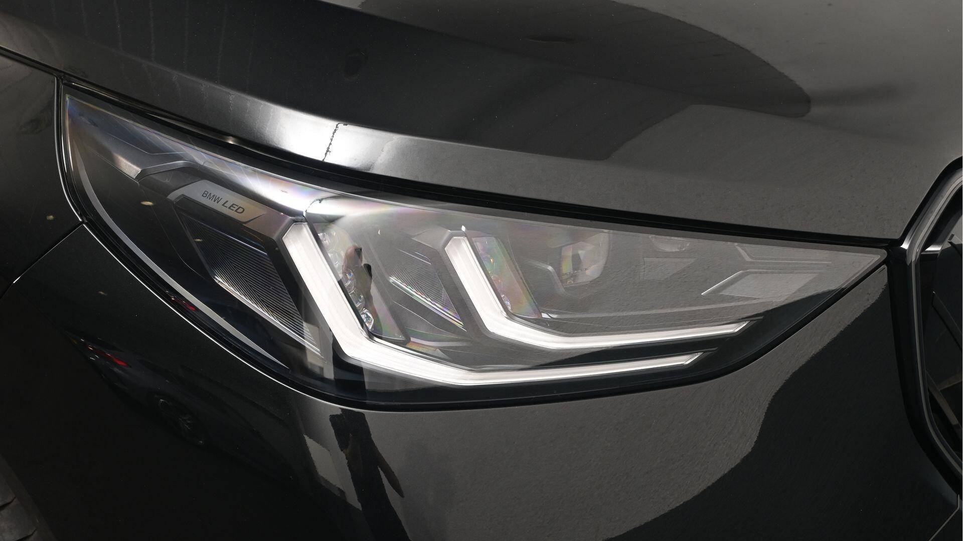 BMW X3 view 22