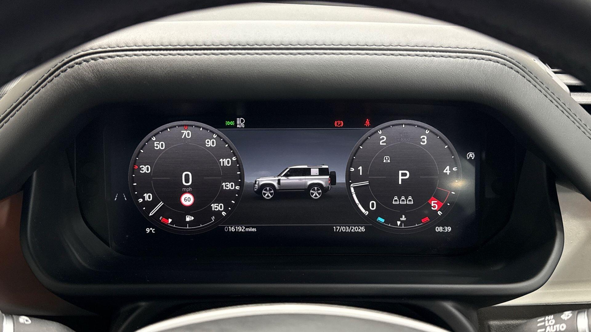 Land Rover Defender view 16