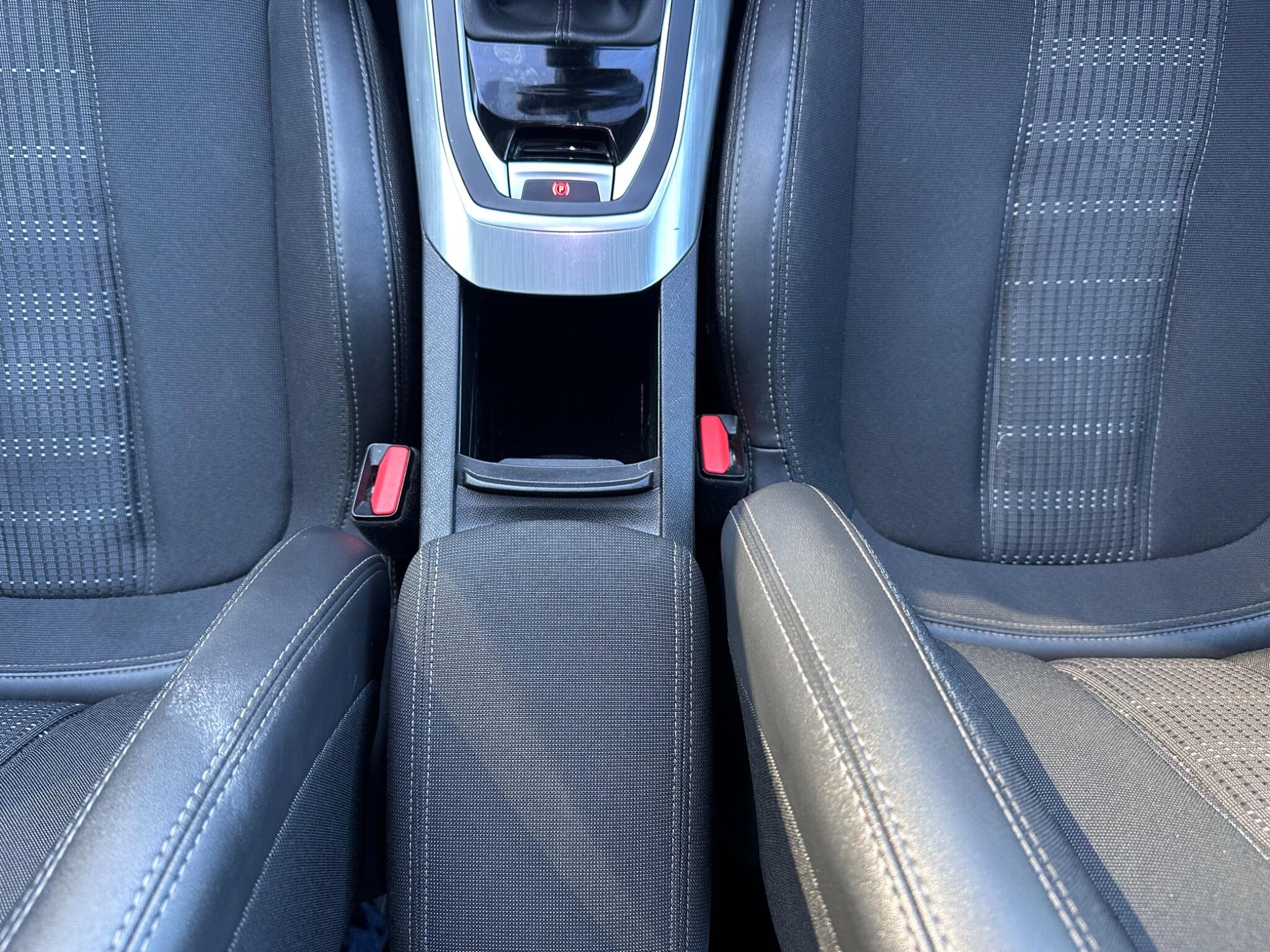 Peugeot 308 view 38