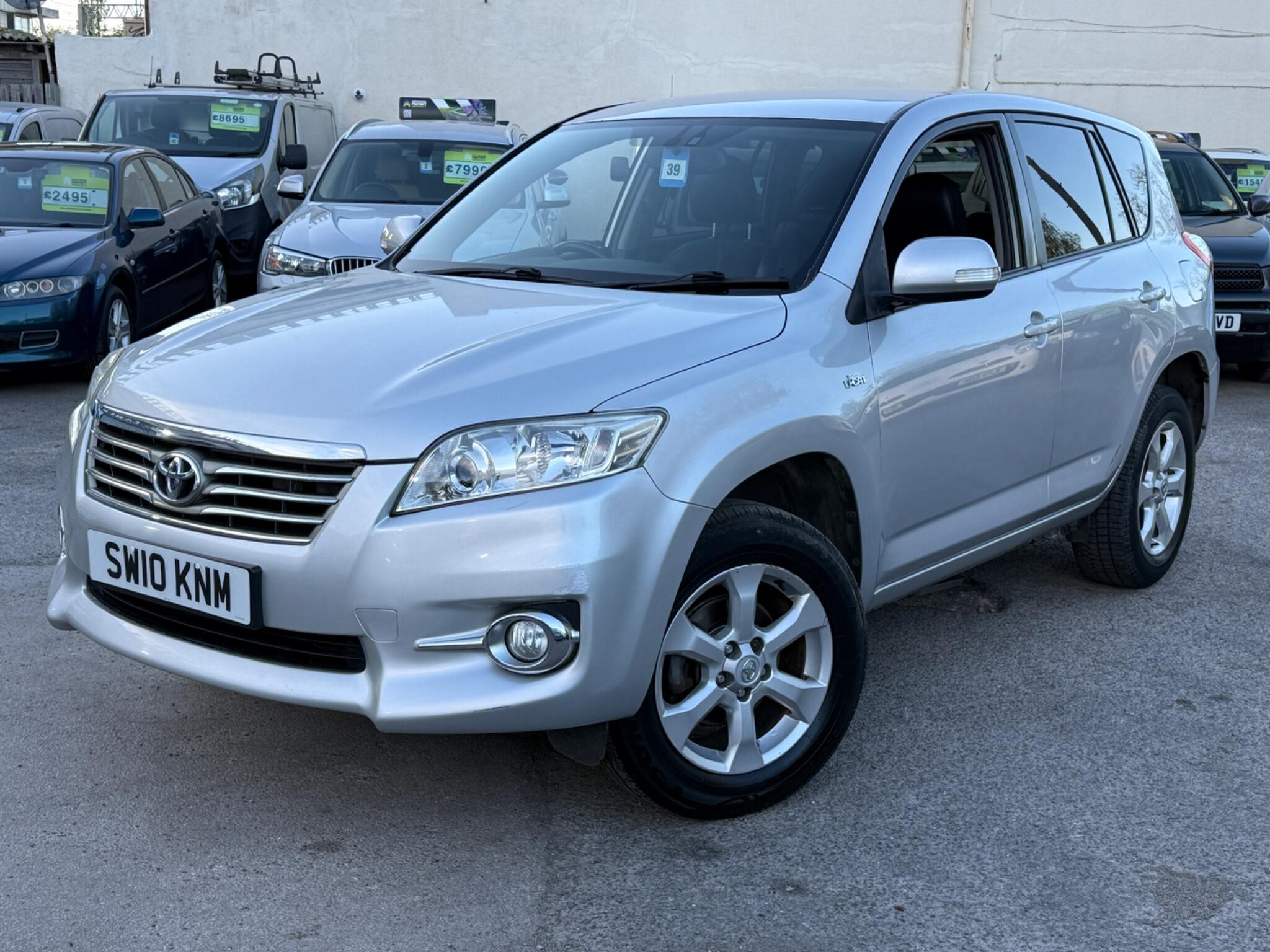 Toyota RAV4 - Image 9