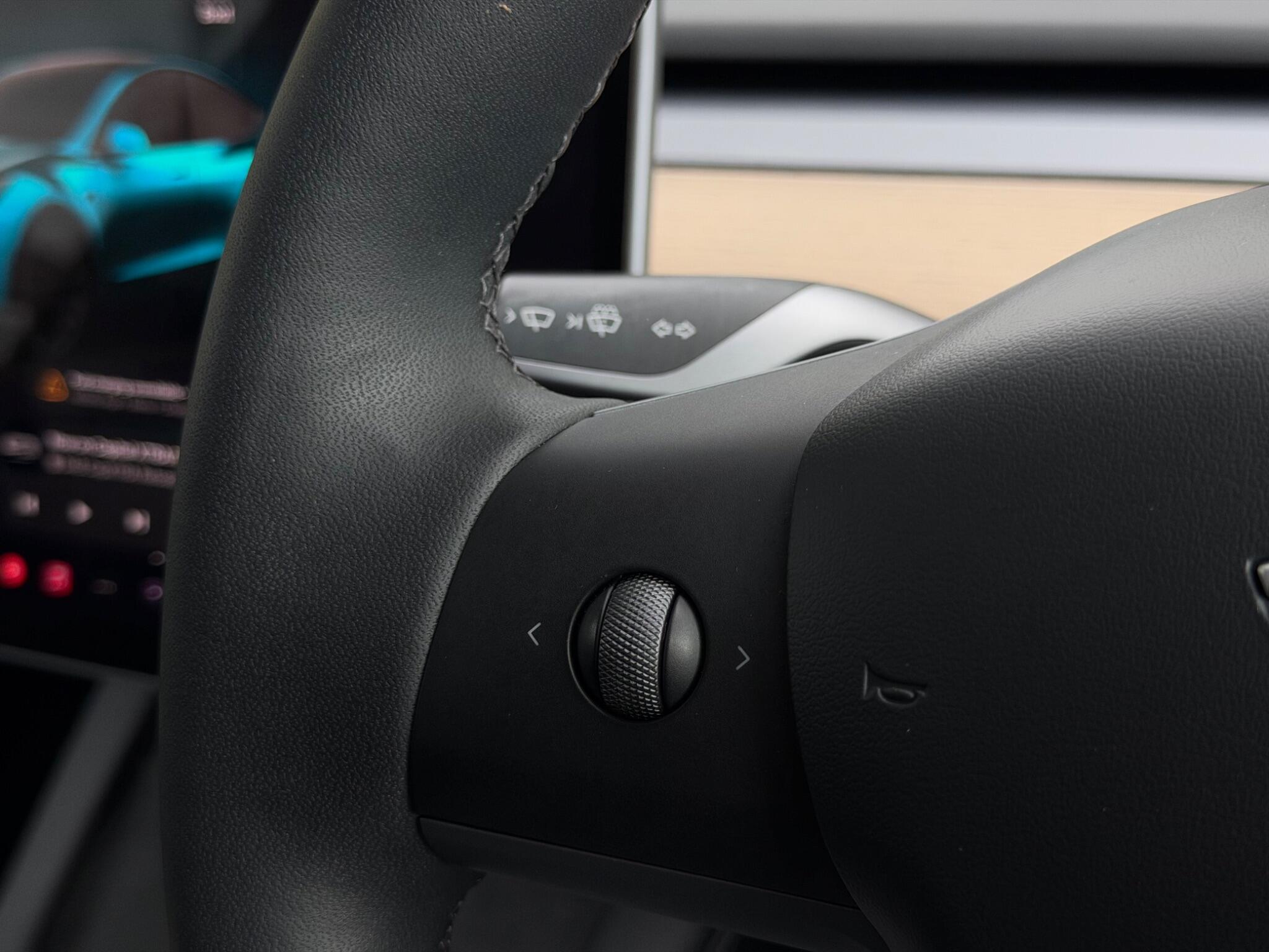Tesla Model Y view 22