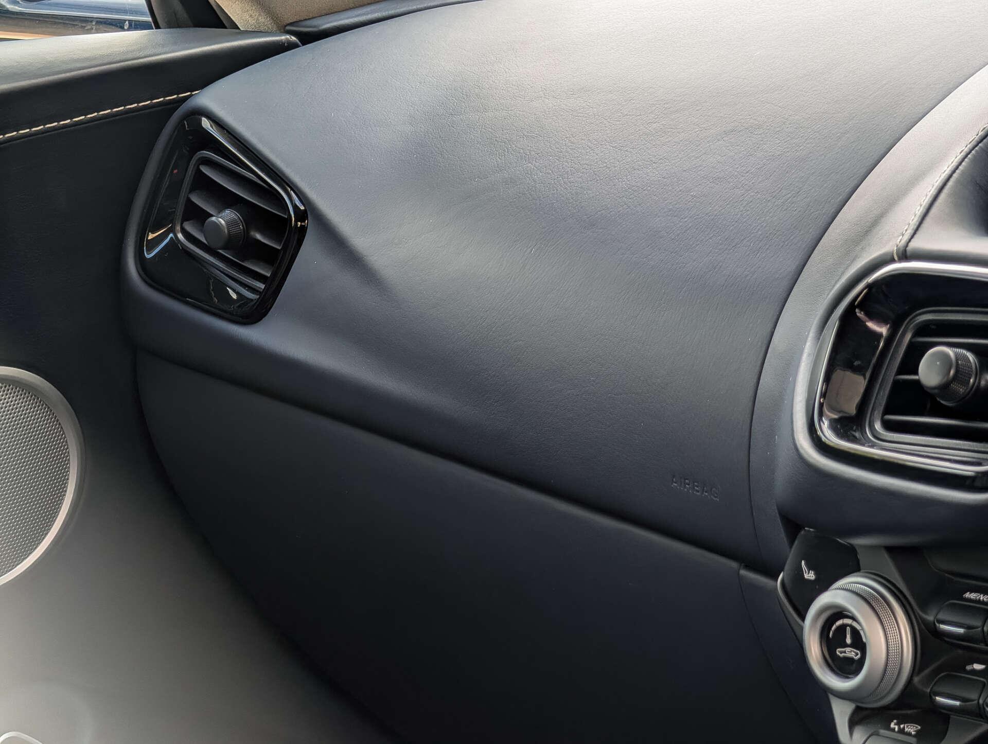 Aston Martin Vantage view 35