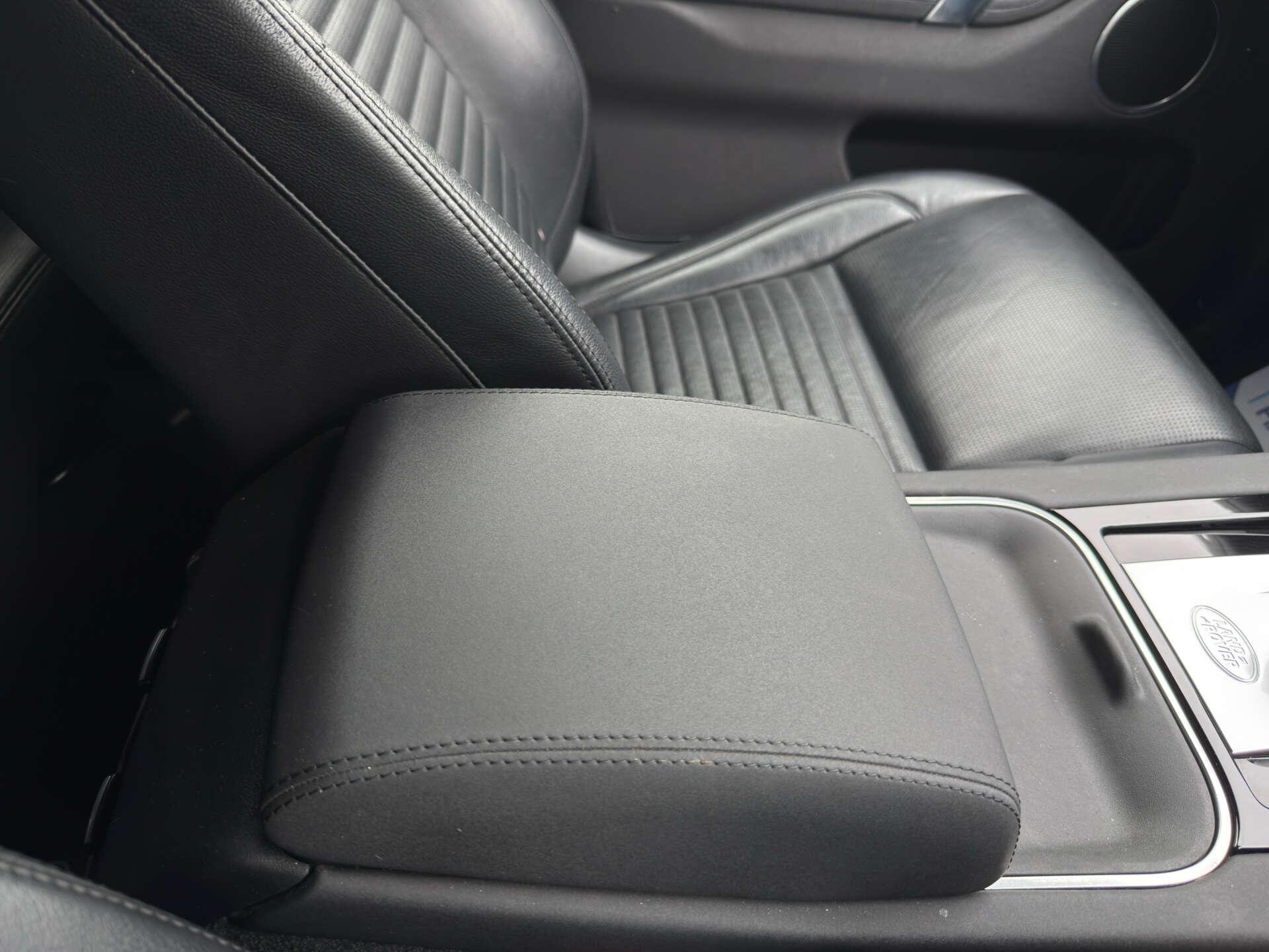 Land Rover Discovery Sport view 68