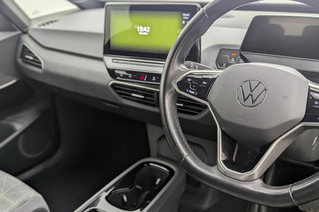 Volkswagen ID.3 view 37