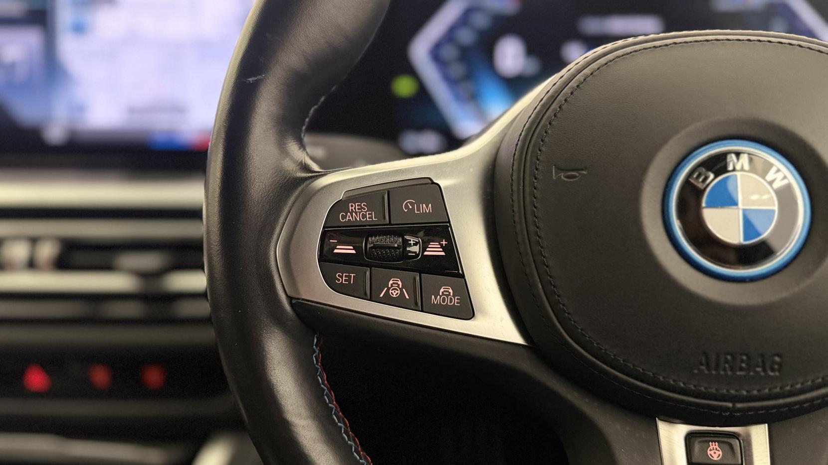 BMW i4 view 13