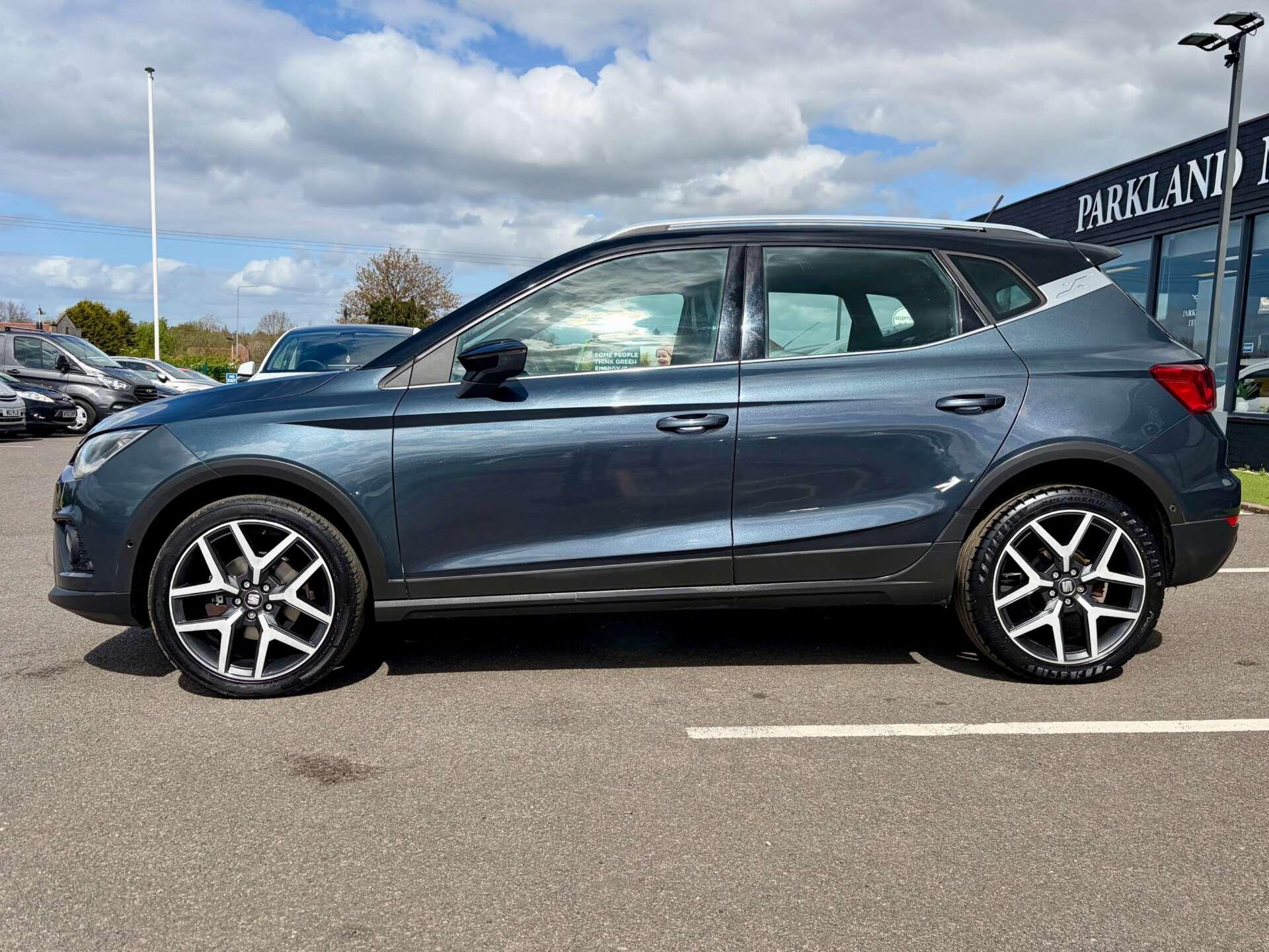 Seat Arona view 5