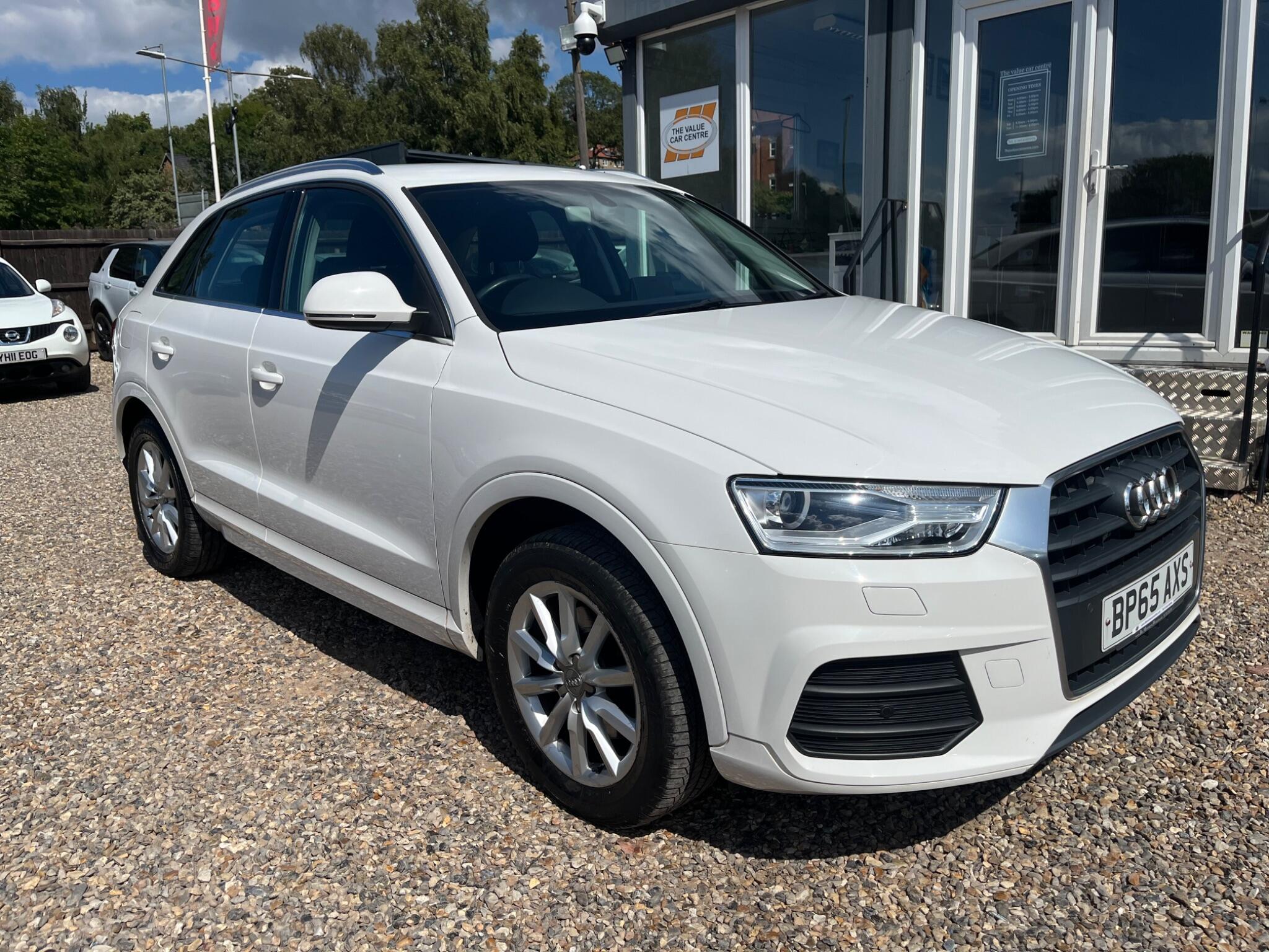 Audi Q3 main image