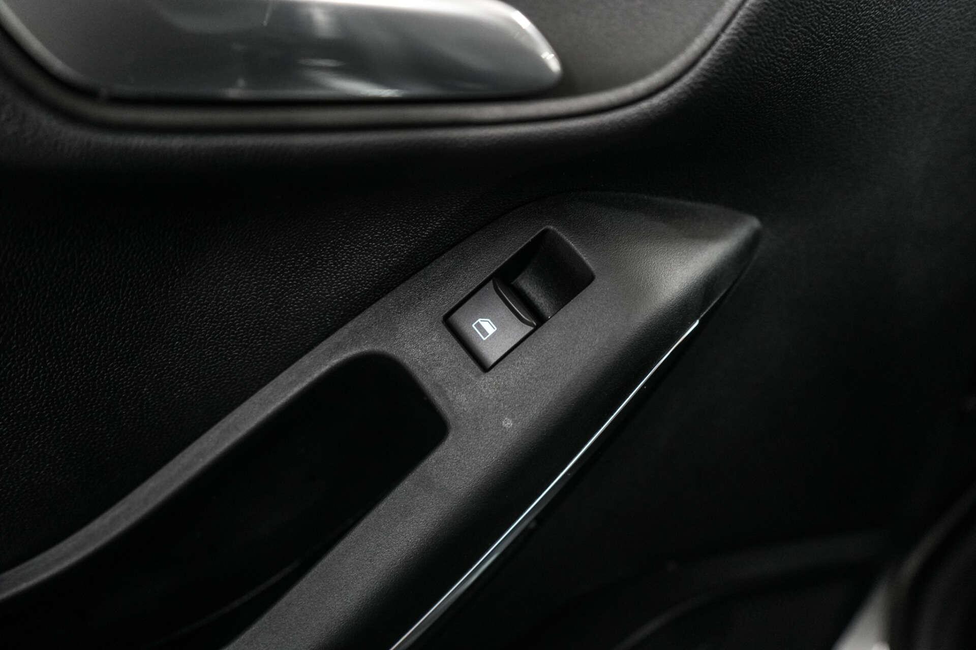 Ford Fiesta view 18