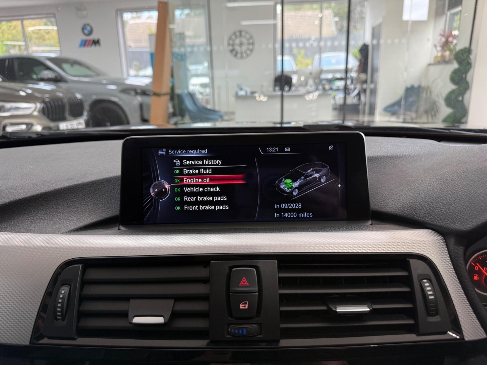 BMW 4 Series view 11