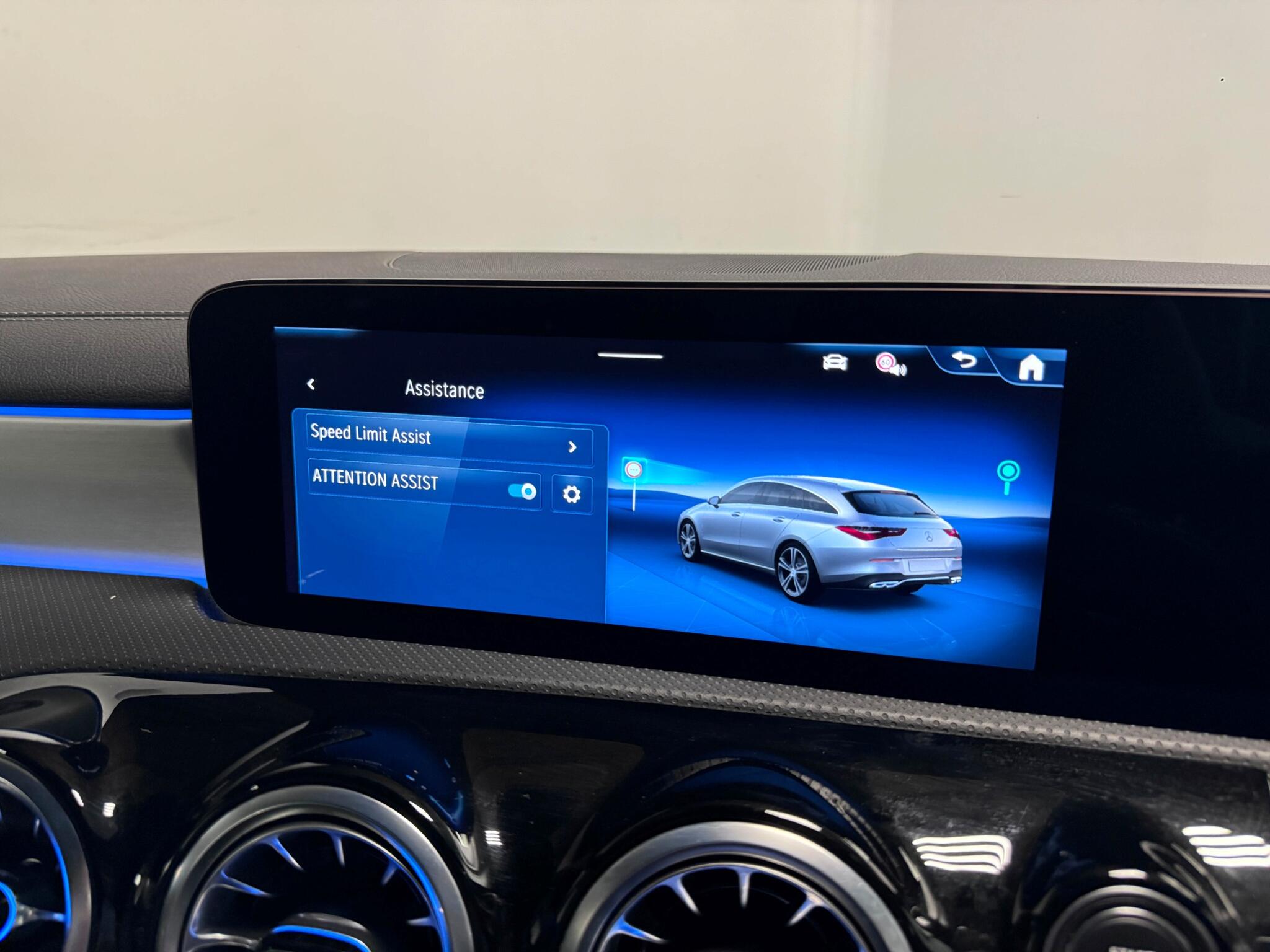 Mercedes-Benz Cla view 55