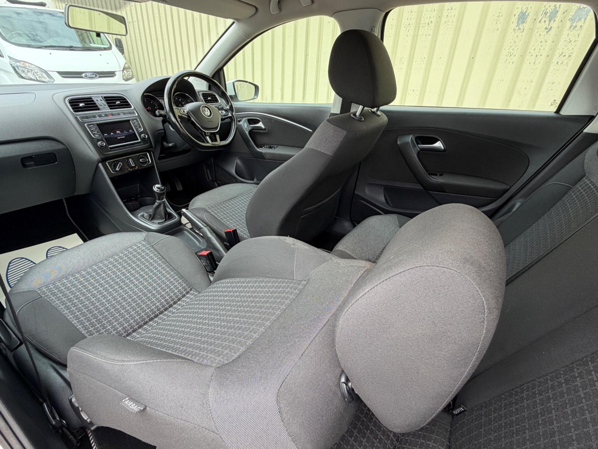 Volkswagen Polo view 25