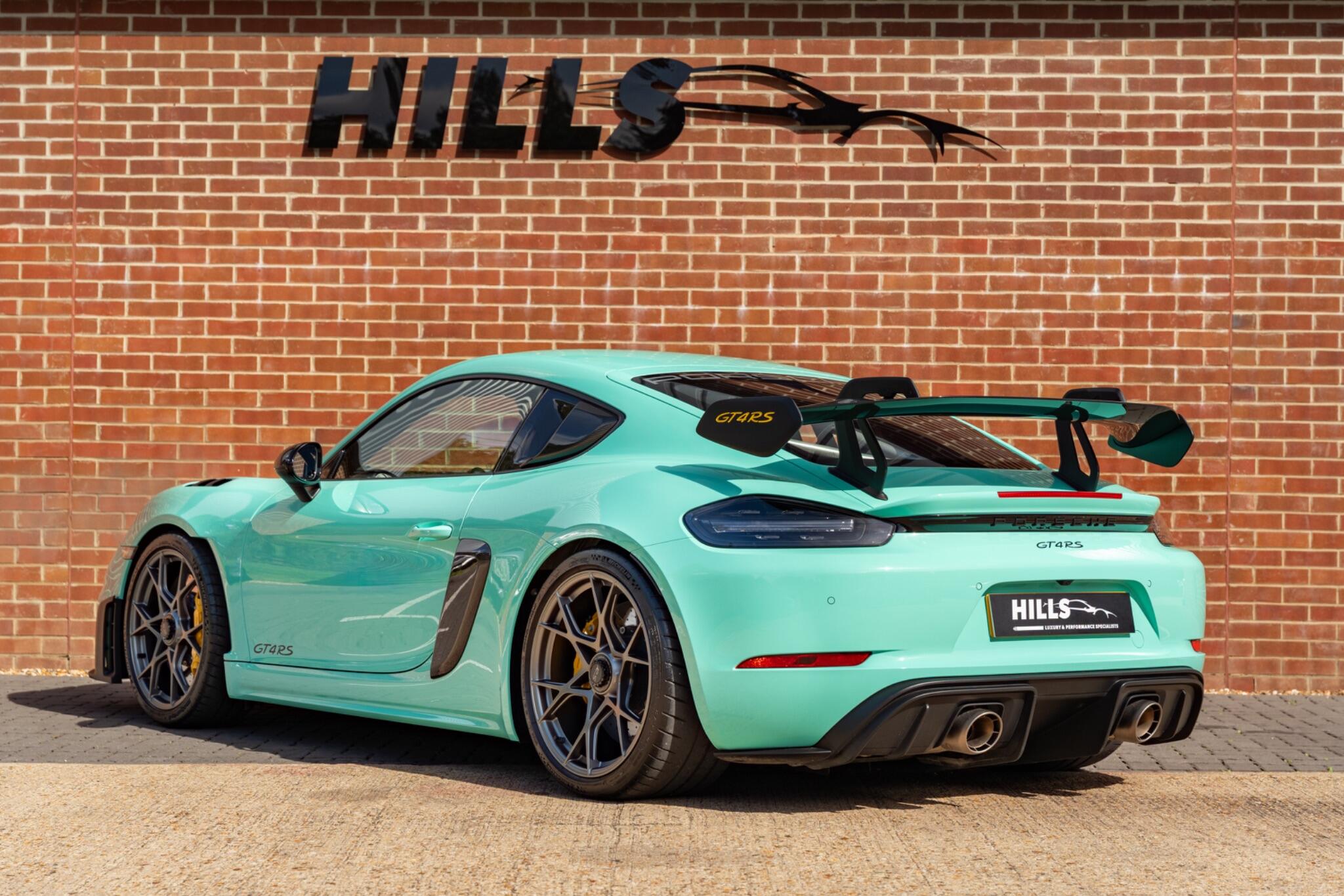 Porsche Cayman view 40