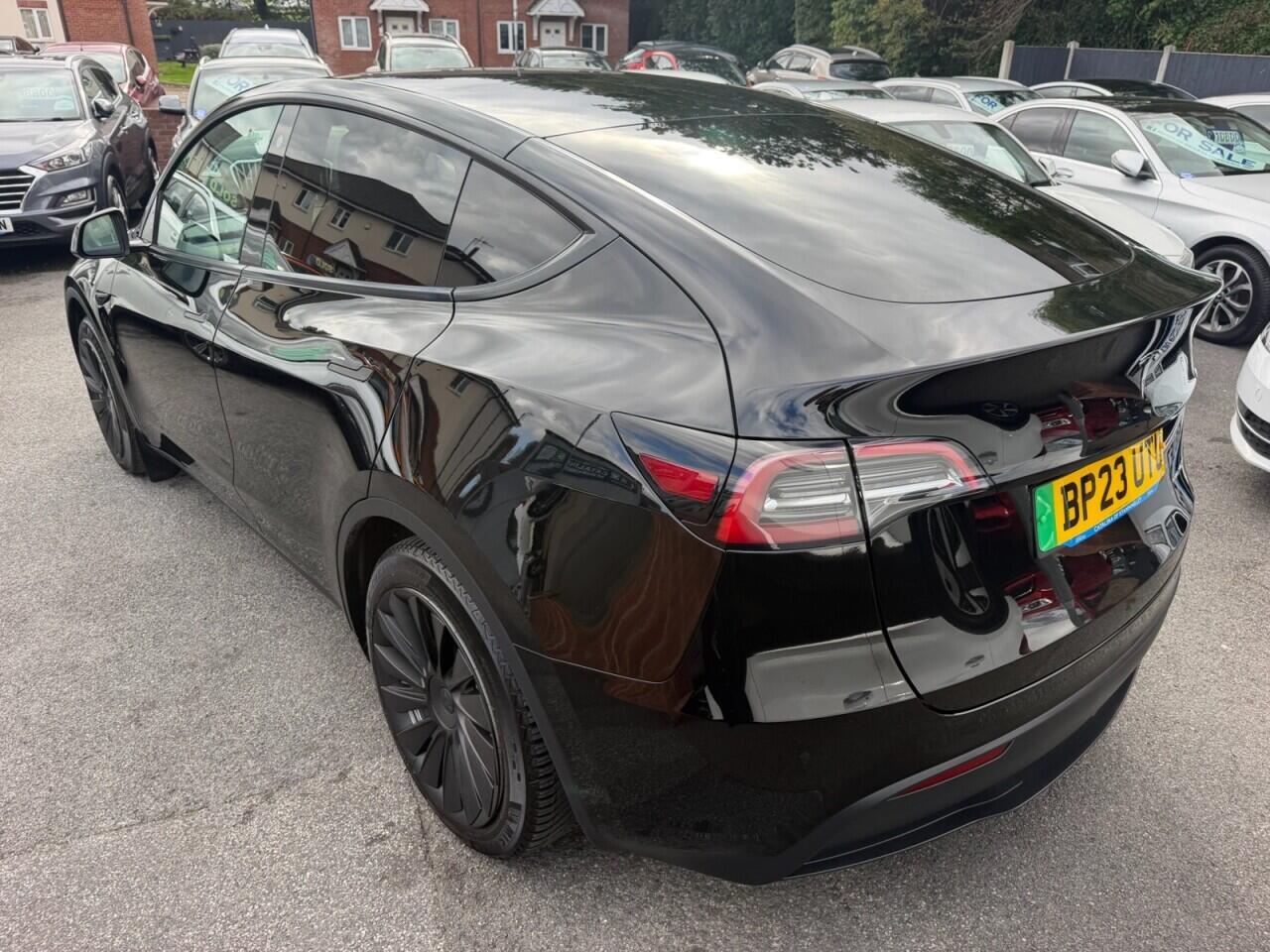 Tesla Model Y view 9