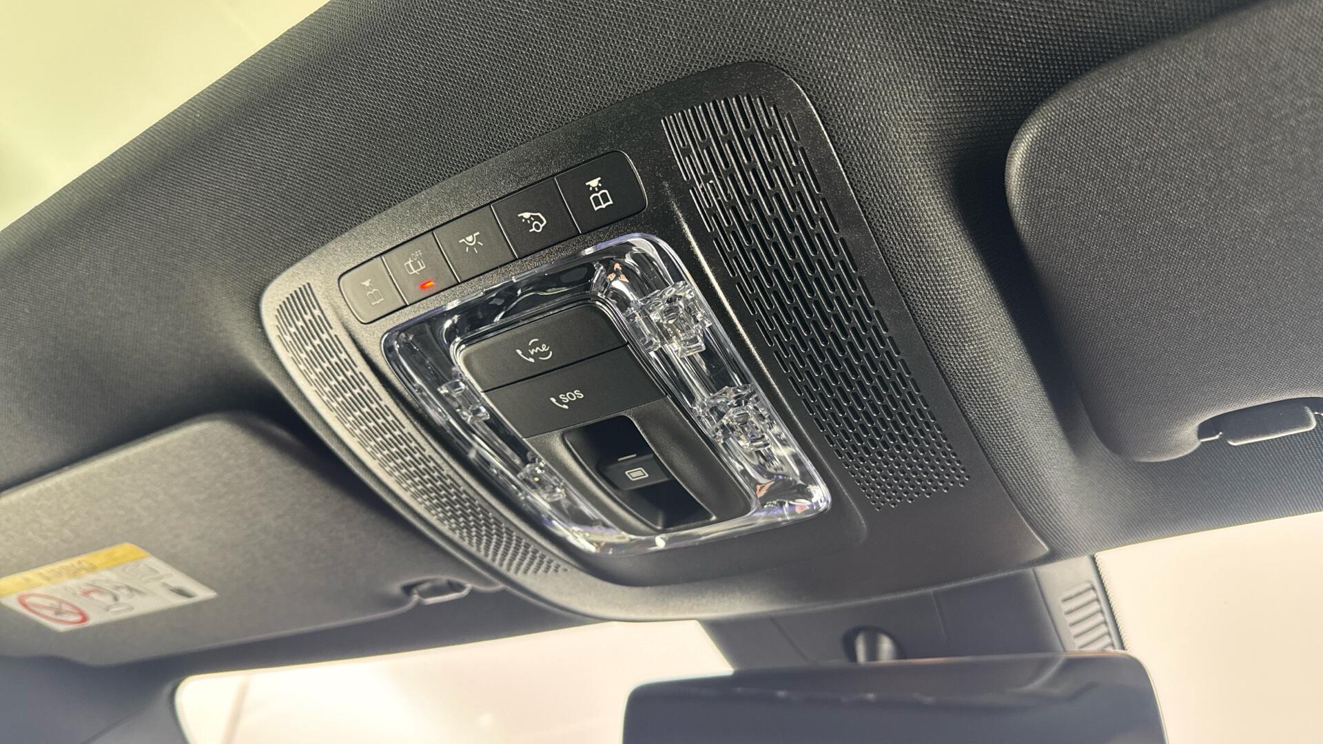 Mercedes-Benz CLA view 38