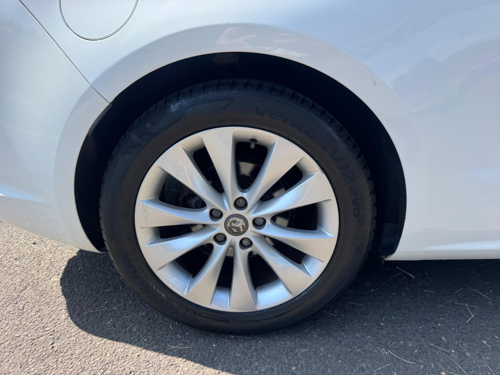 Vauxhall Cascada view 48