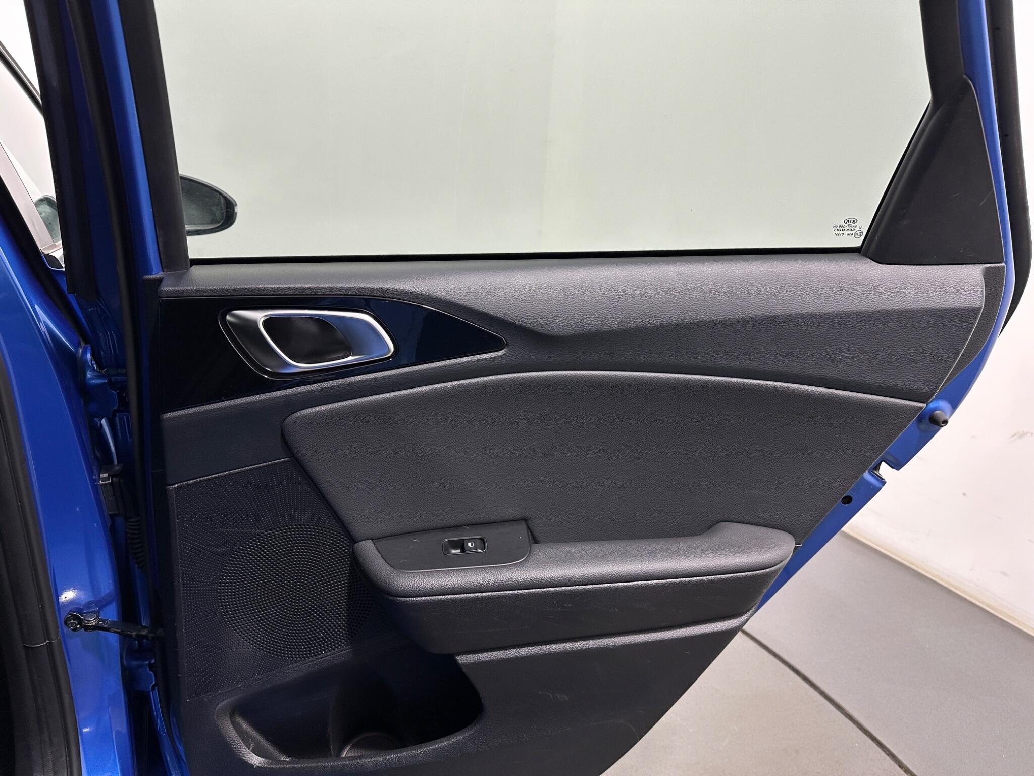 Kia Ceed view 42